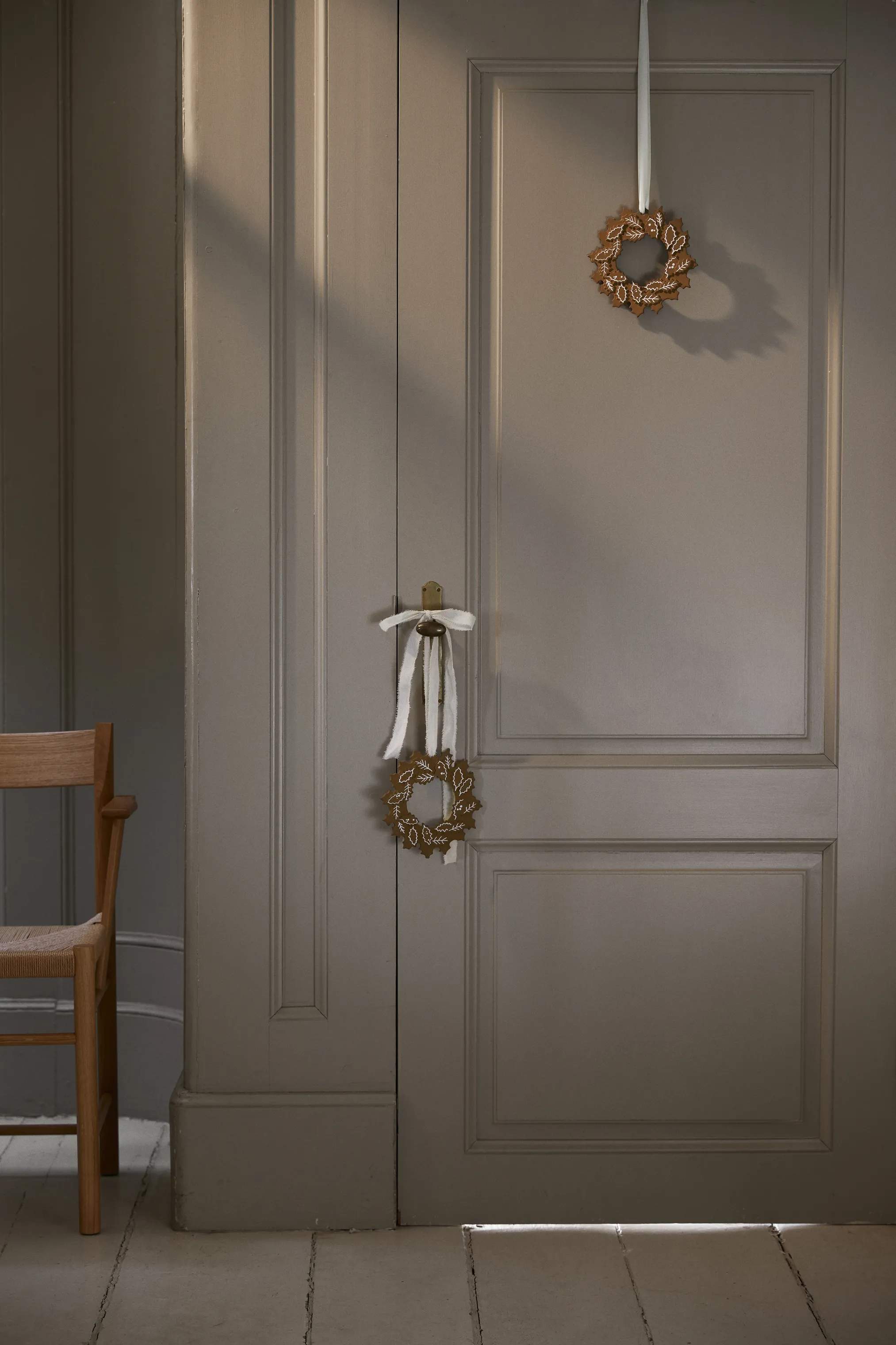 Kähler Juleophæng Gingerbread Julekrans i Brun, 2