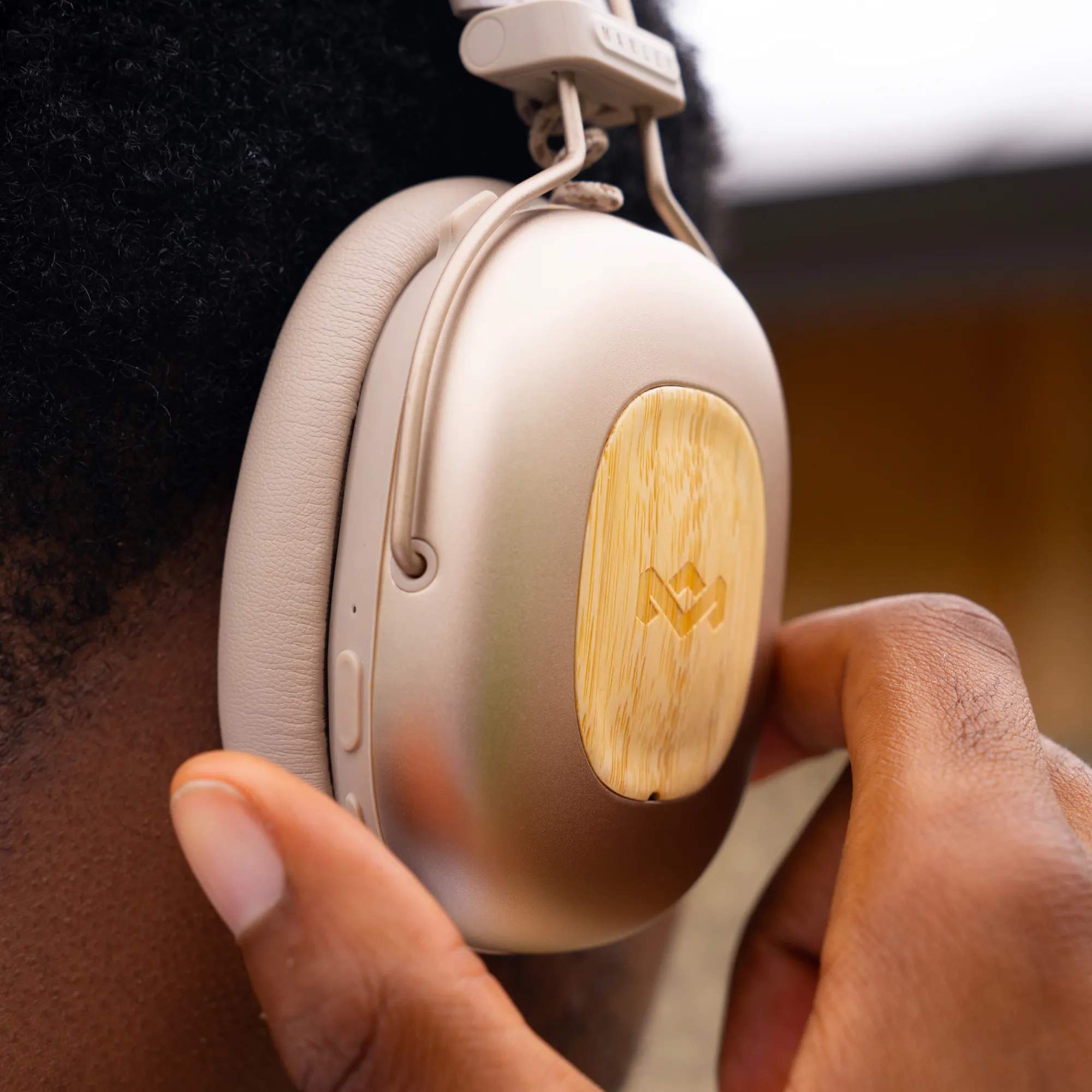 Marley Hovedtelefoner Positive Vibration Høretelefoner i Cream, 3