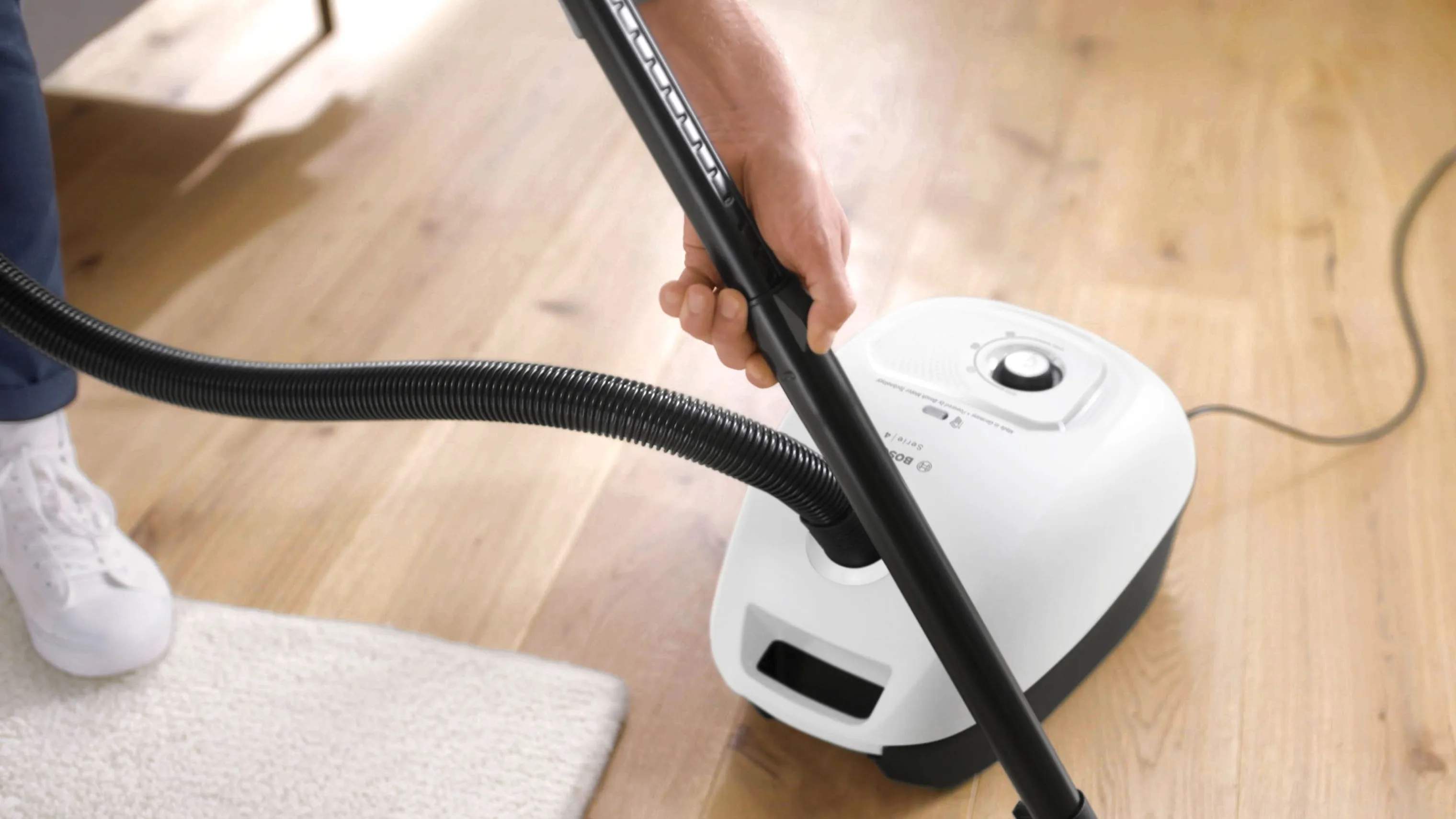 Bosch Støvsugere Støvsuger BGB41WH1 Serie 4 i Hvid, 4