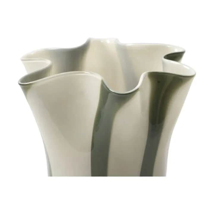 Broste Copenhagen Vaser Liva Vase i Grøn, 19 cm, 2