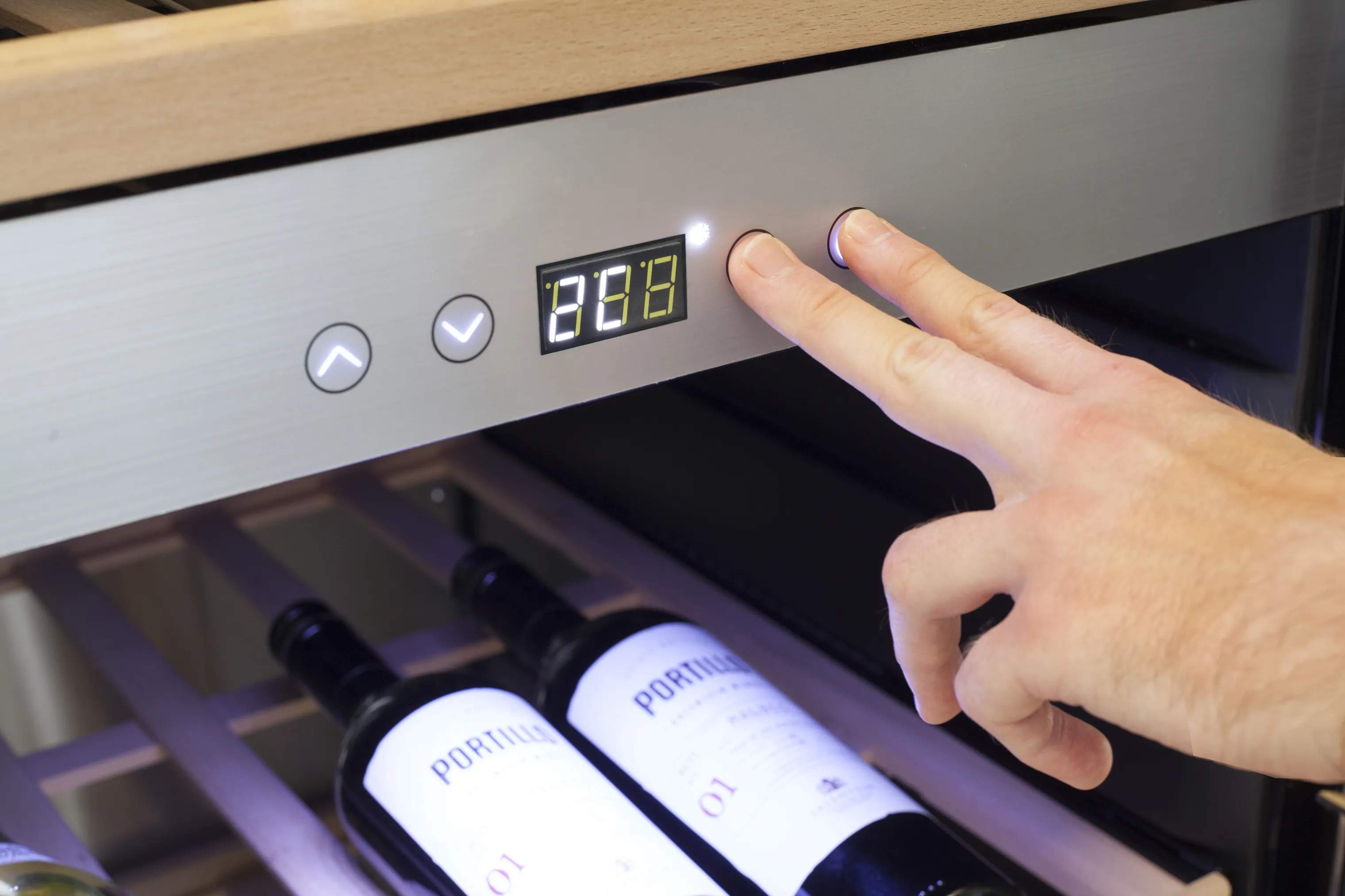 Caso Vinkøleskabe WineComfort Vinkøleskab i Sort, 3
