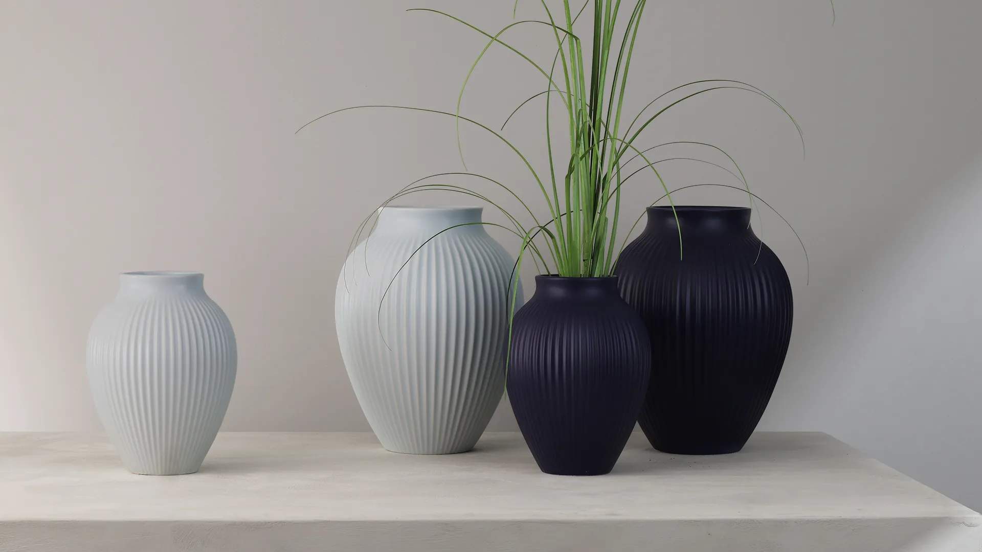Knabstrup Keramik Vaser Ripple Vase i dark blue, 20 cm, 3