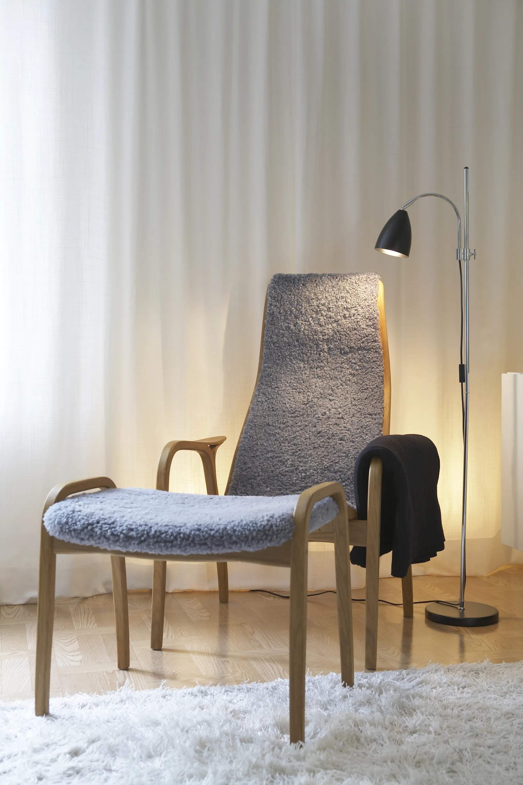 Belid Gulvlamper Sway Gulvlampe i Sort;krom, 2