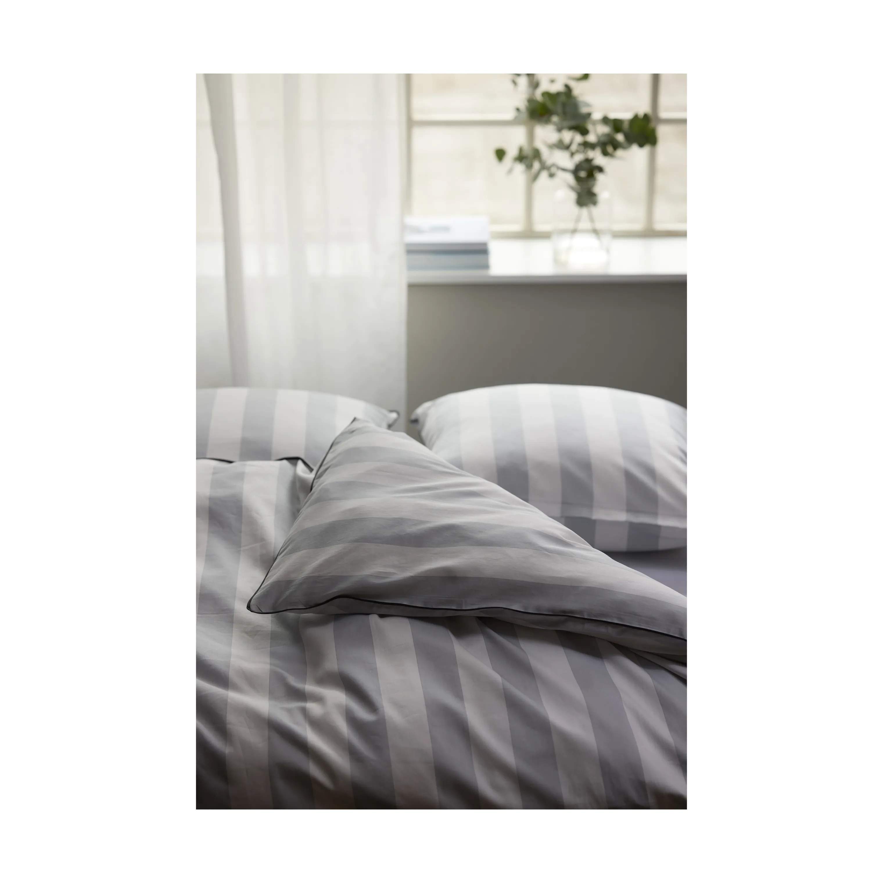 Södahl Sengetøj Ray Sengetøj i Cloud grey, B140 x L200 cm, 3