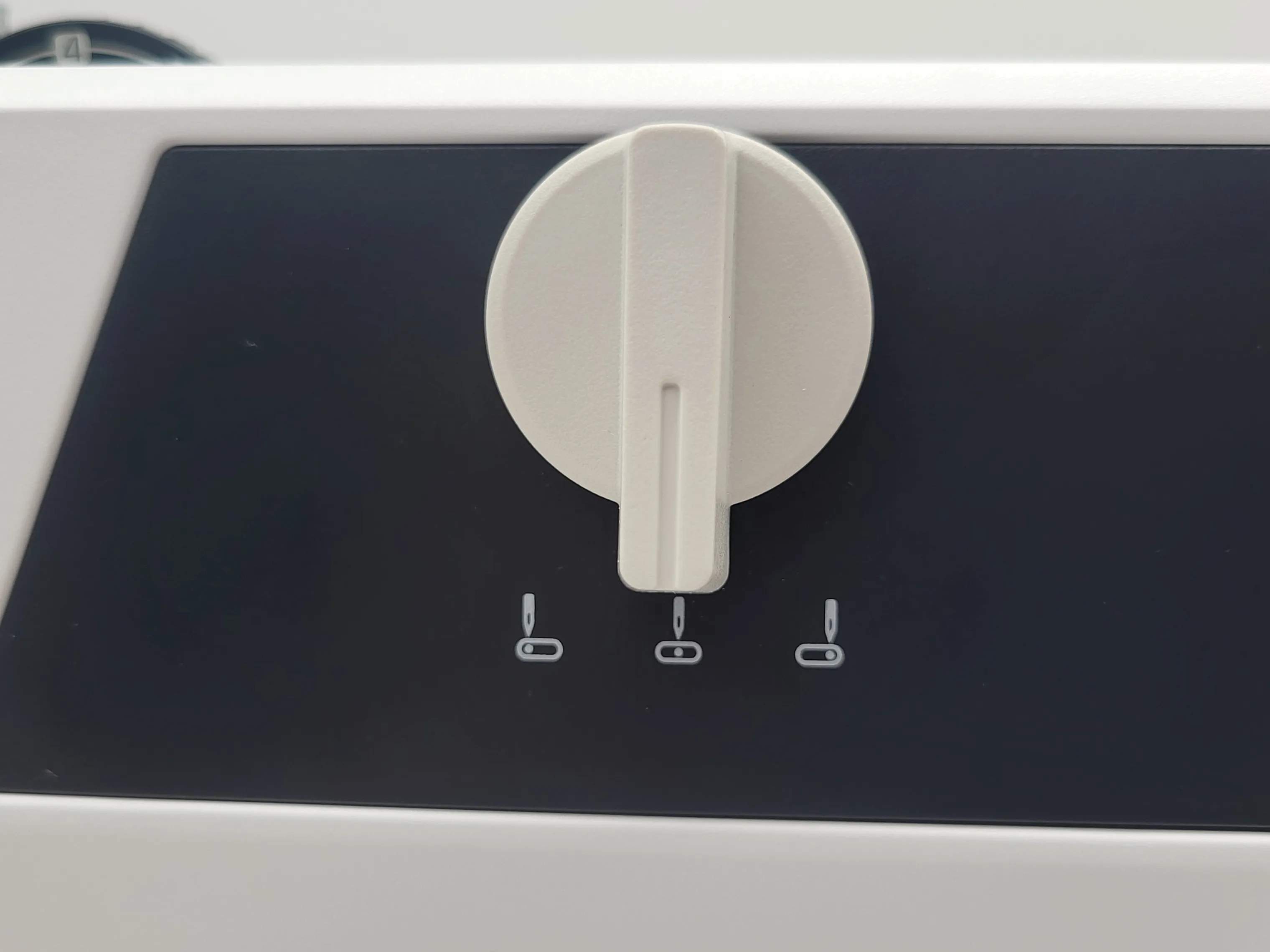 VERITAS Symaskiner Powerstitch 32 Titan Overlock i Hvid, 11