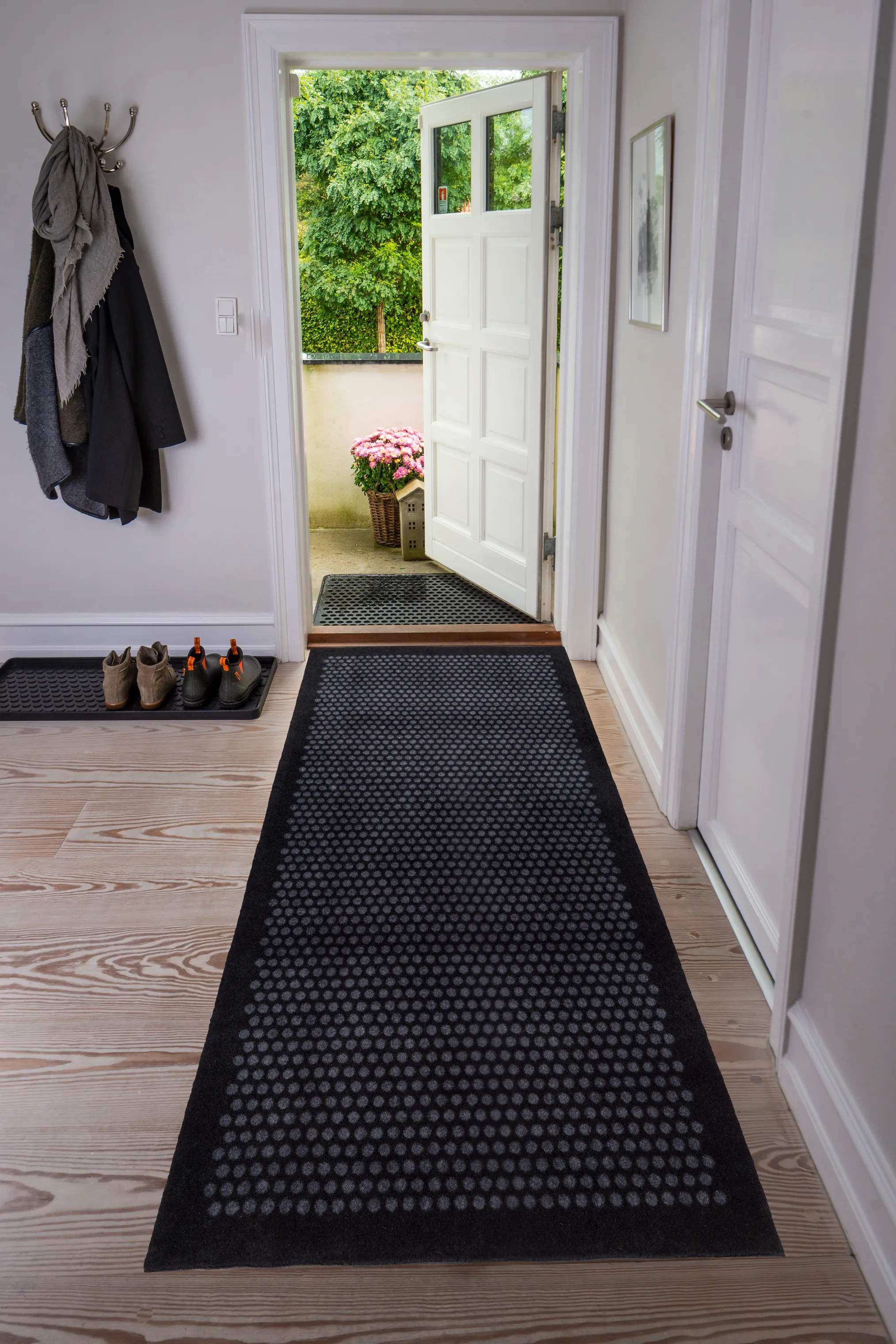 Tica Copenhagen Gulvtæpper Dot Gulvtæppe i Sort/grå , B90 x L200 cm, 5