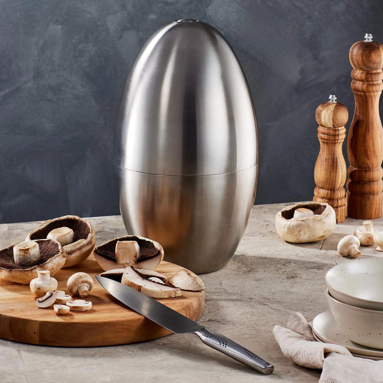 THE CUSTOM CHEF™ Knivblokke med knive Cuisine::pro®
iD3® Cuisine::pro iD3® THE EGG Knivblok - 9 dele i sølvfarvet/sort/træ, 2