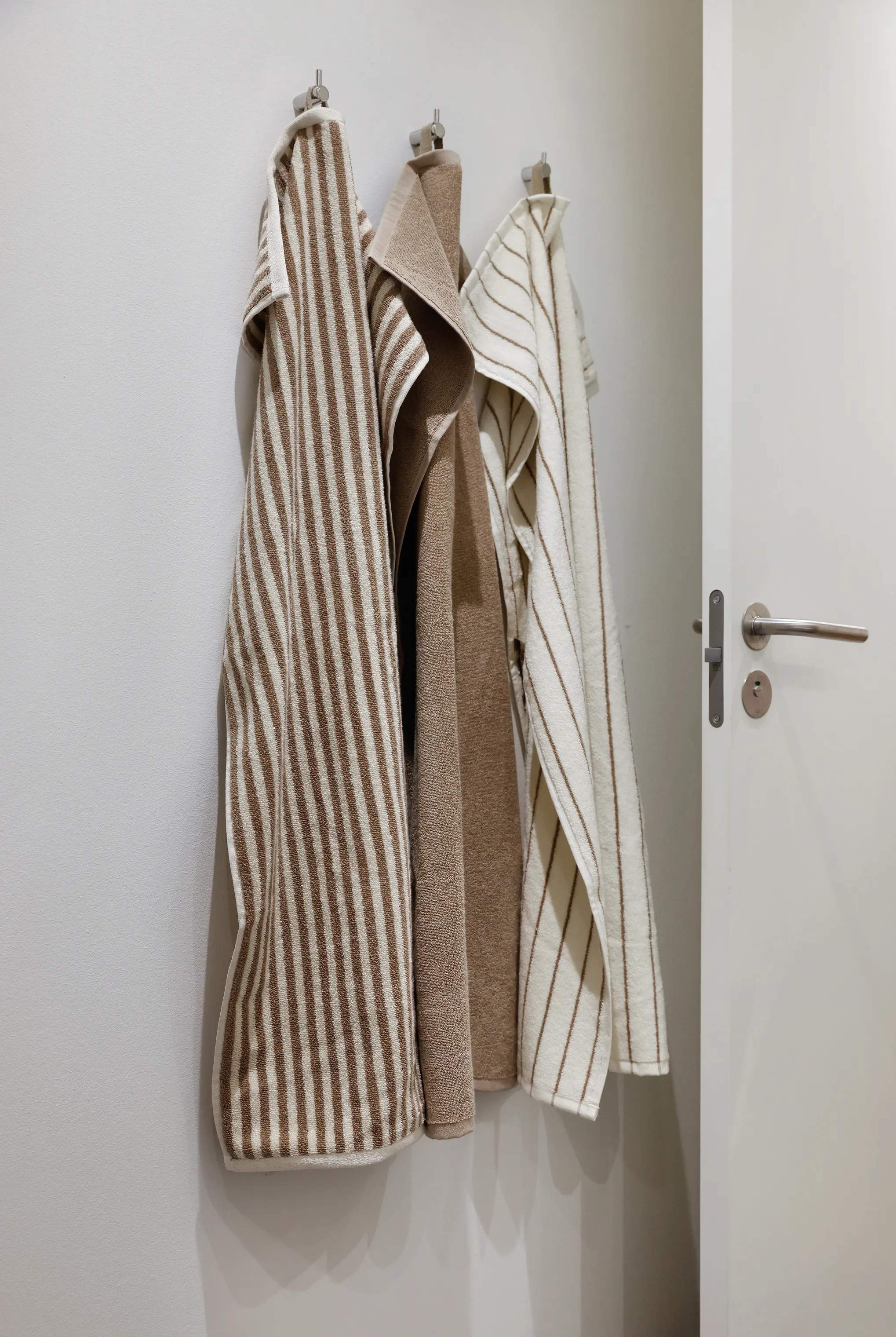 CASA Living Håndklæder Charmant Håndklæde i Brun bred stribe, B50 x L100 cm, 2