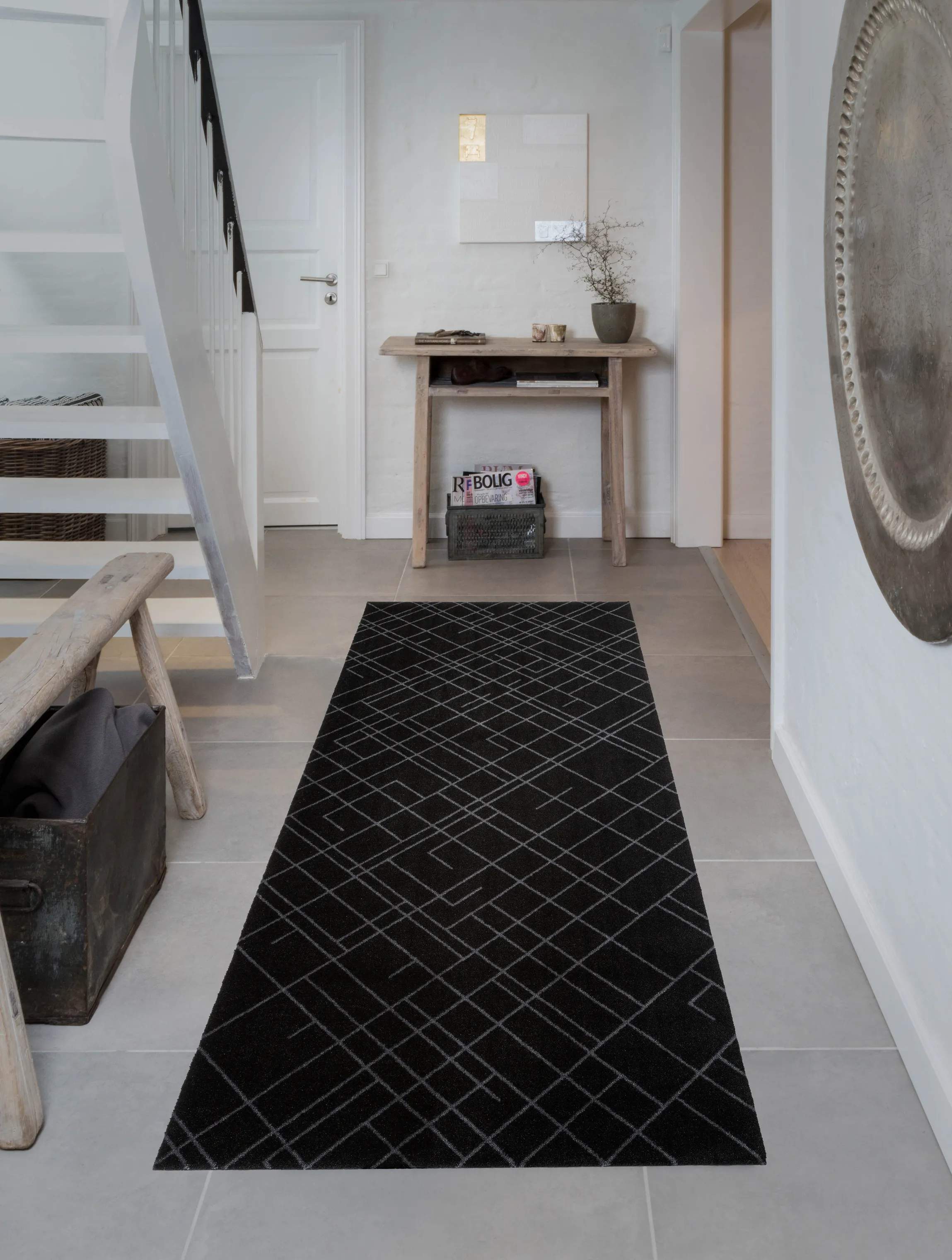 Tica Copenhagen Gulvtæpper Lines Gulvtæppe i Sort/grå , B90 x L200 cm, 3
