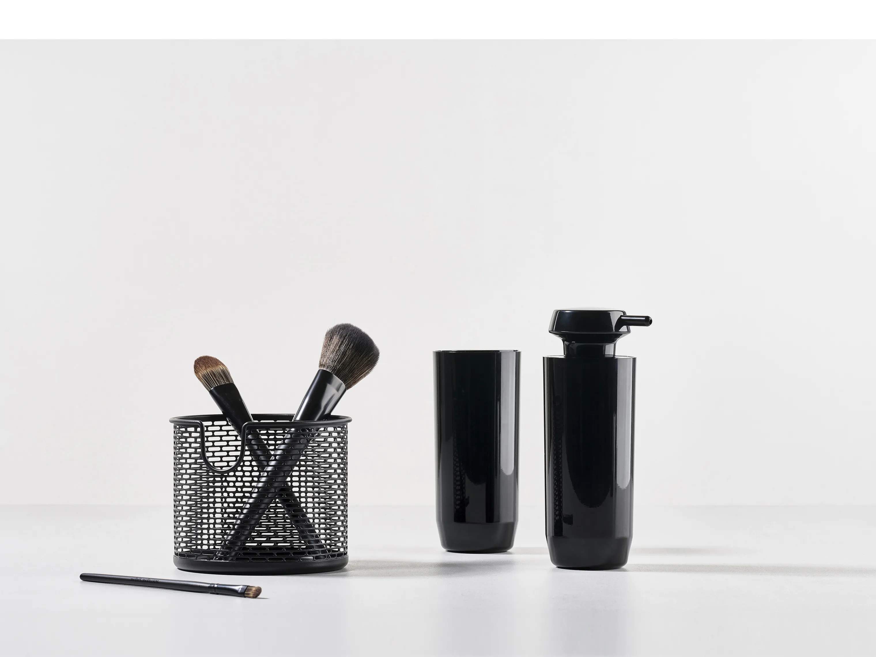 Zone Tandbørsteholdere Suii Tandbørstekrus i Black, 14,1 cm, 3