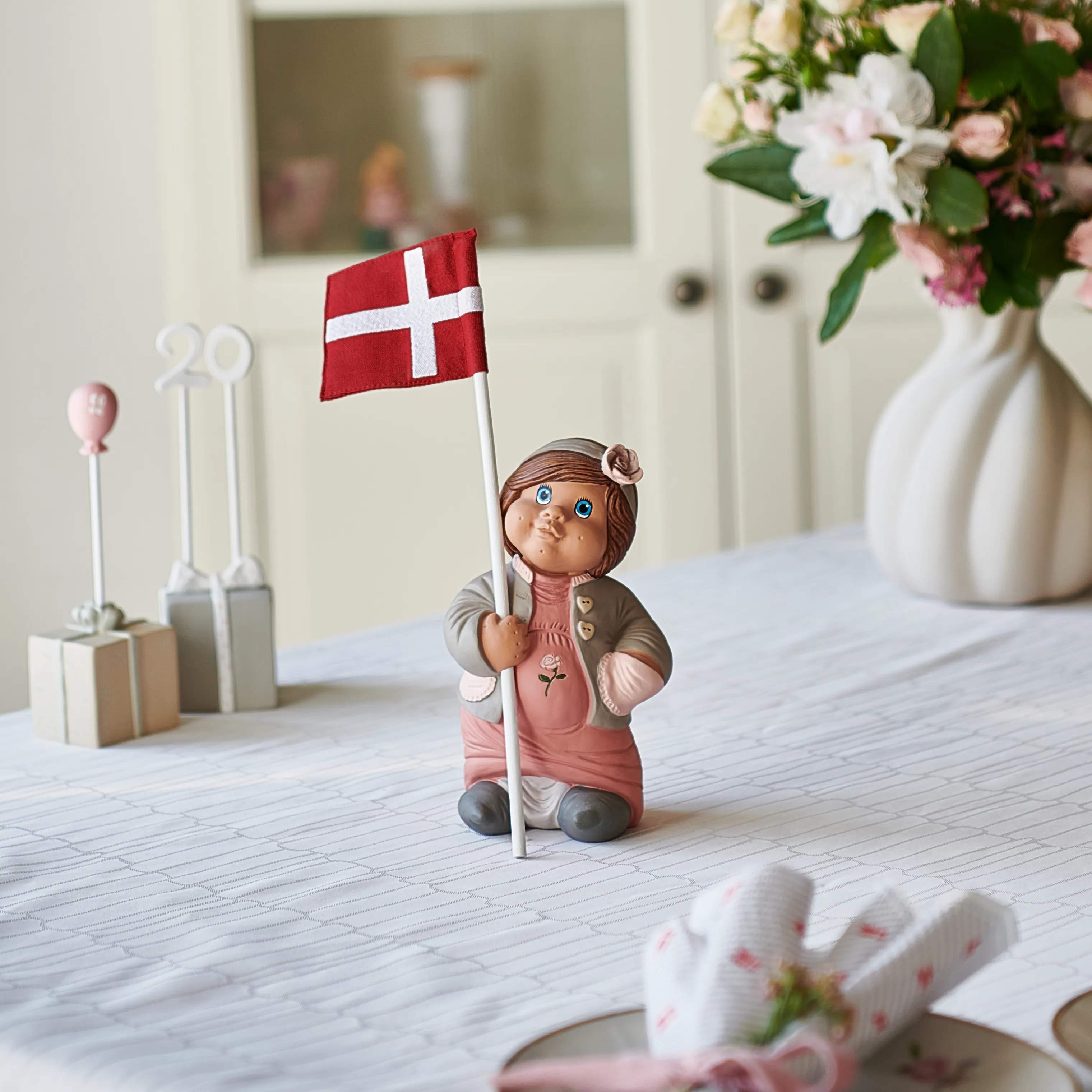 Klarborg Øvrige figurer Fødselsdagspige - Stor i Lyserød, 3