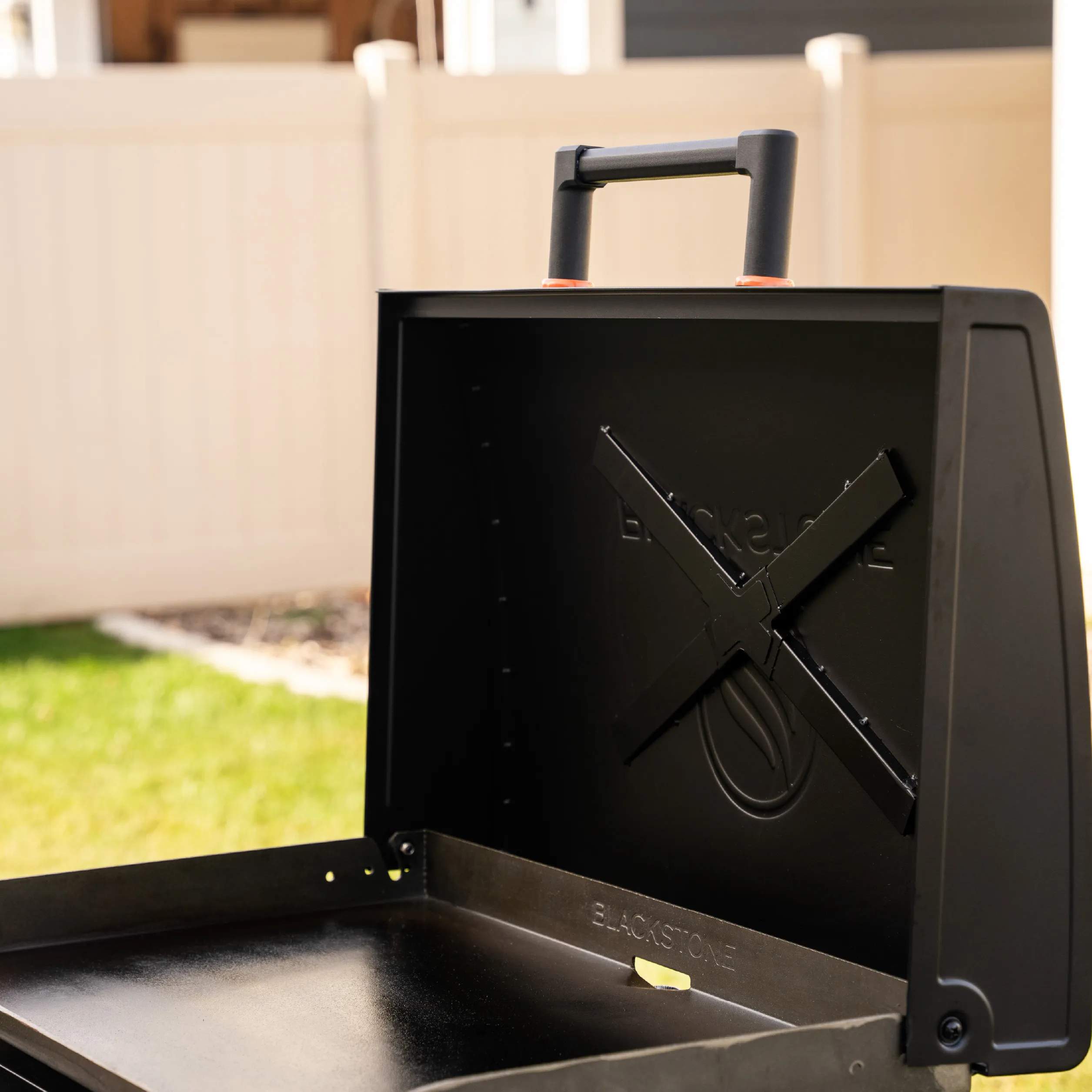 Blackstone plancha grill Omnivore 28" Plancha BBQ Gasgrill m. låg i 28", 3
