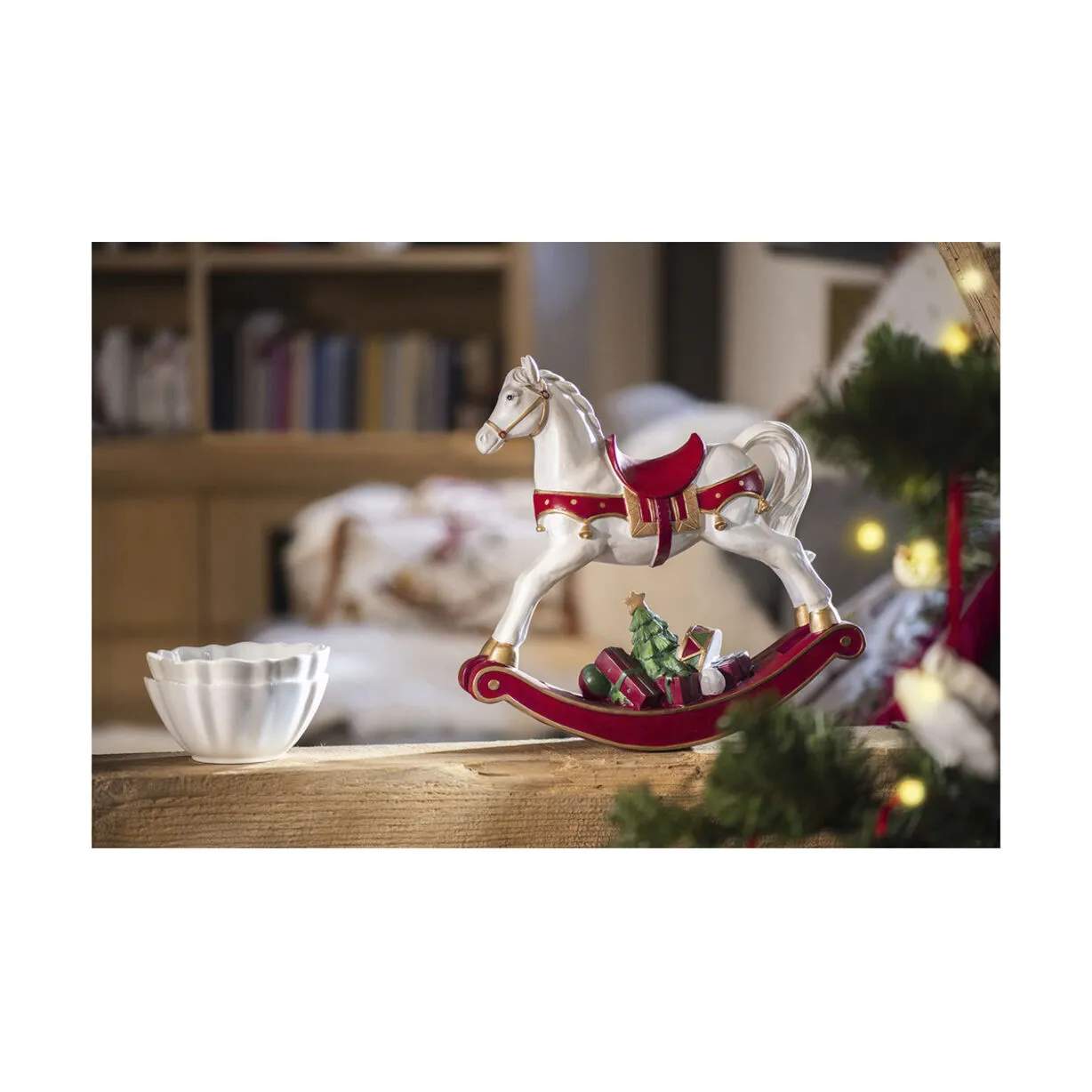 Villeroy & Boch Julefigurer Winter Collage Accessoires Winter Collage Accessories Gyngehest i Rød, 3