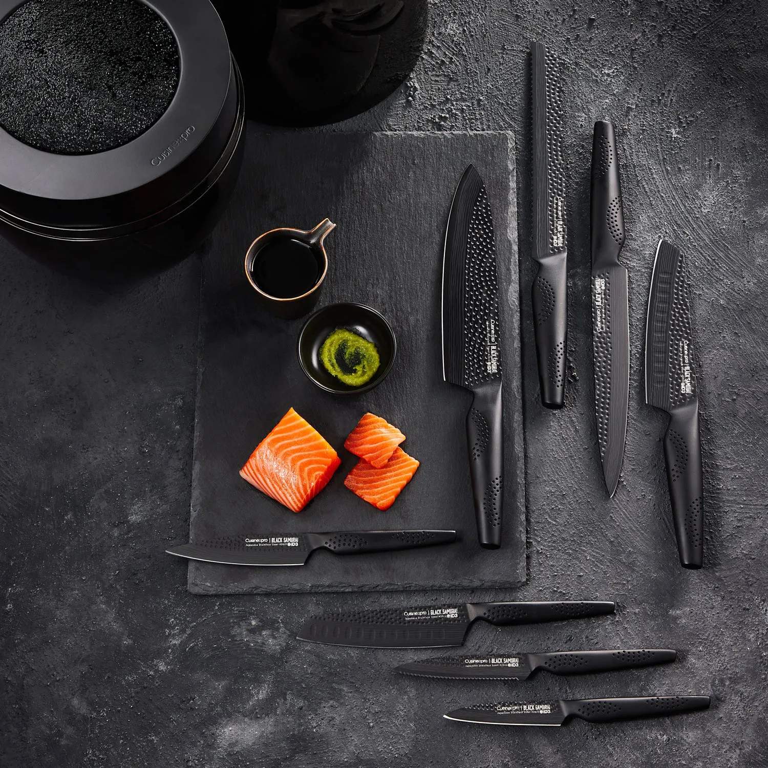 THE CUSTOM CHEF™ Knivblokke med knive Cuisine::pro®
iD3 BLACK SAMURAI™ Cuisine::pro iD3 BLACK SAMURAI Knivblok - 9 dele i Sort, 3