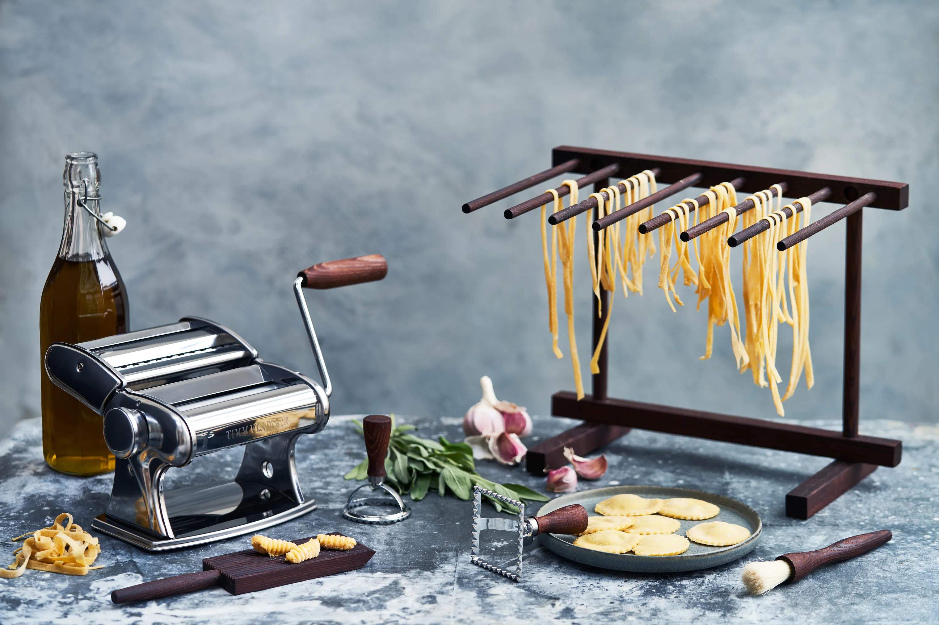 Timm Vladimir Kitchen Ravioliudstyr Pastastativ i Træ, 3