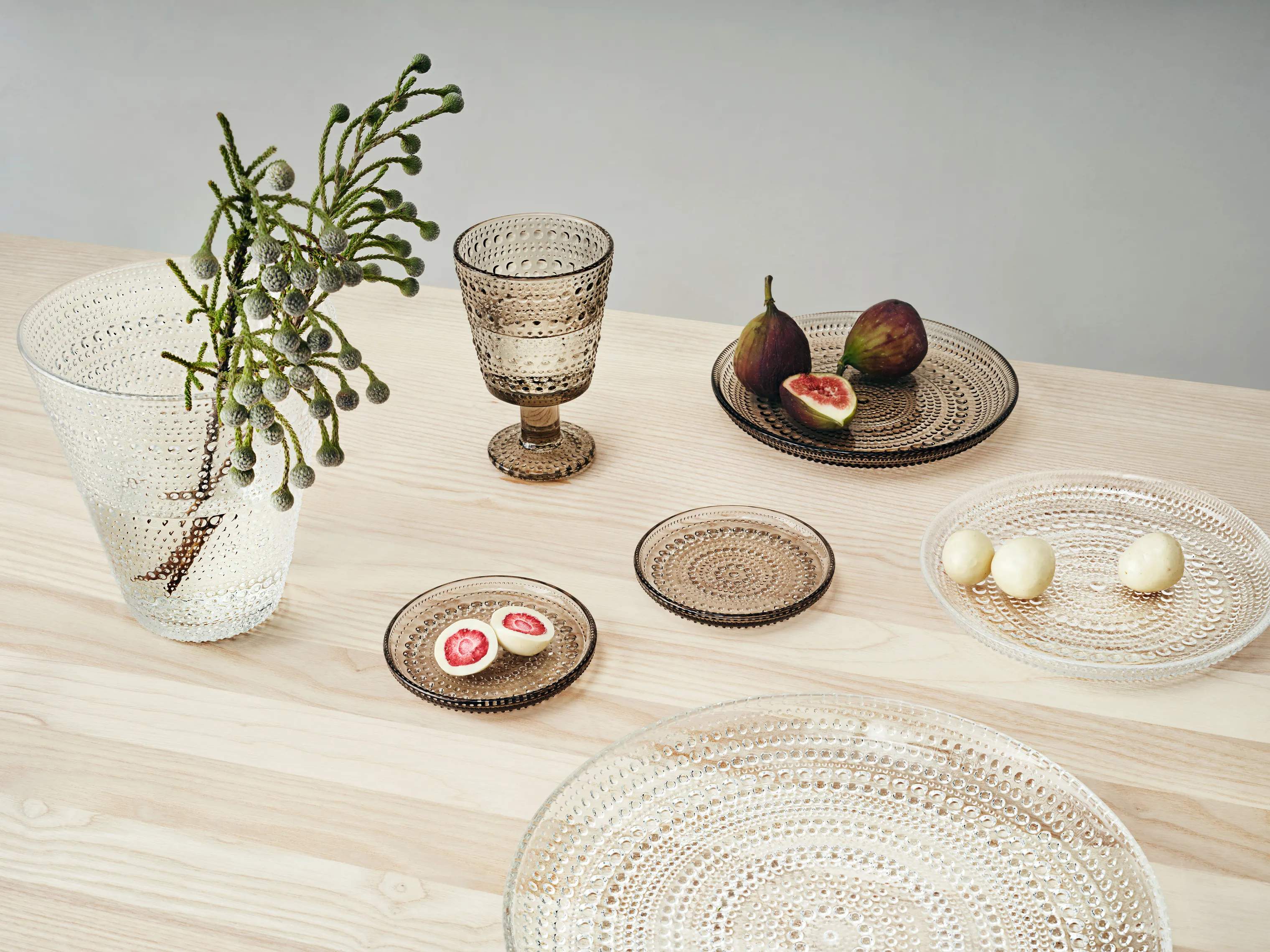 Iittala Kagetallerkener Kastehelmi Tallerken i klar, 2