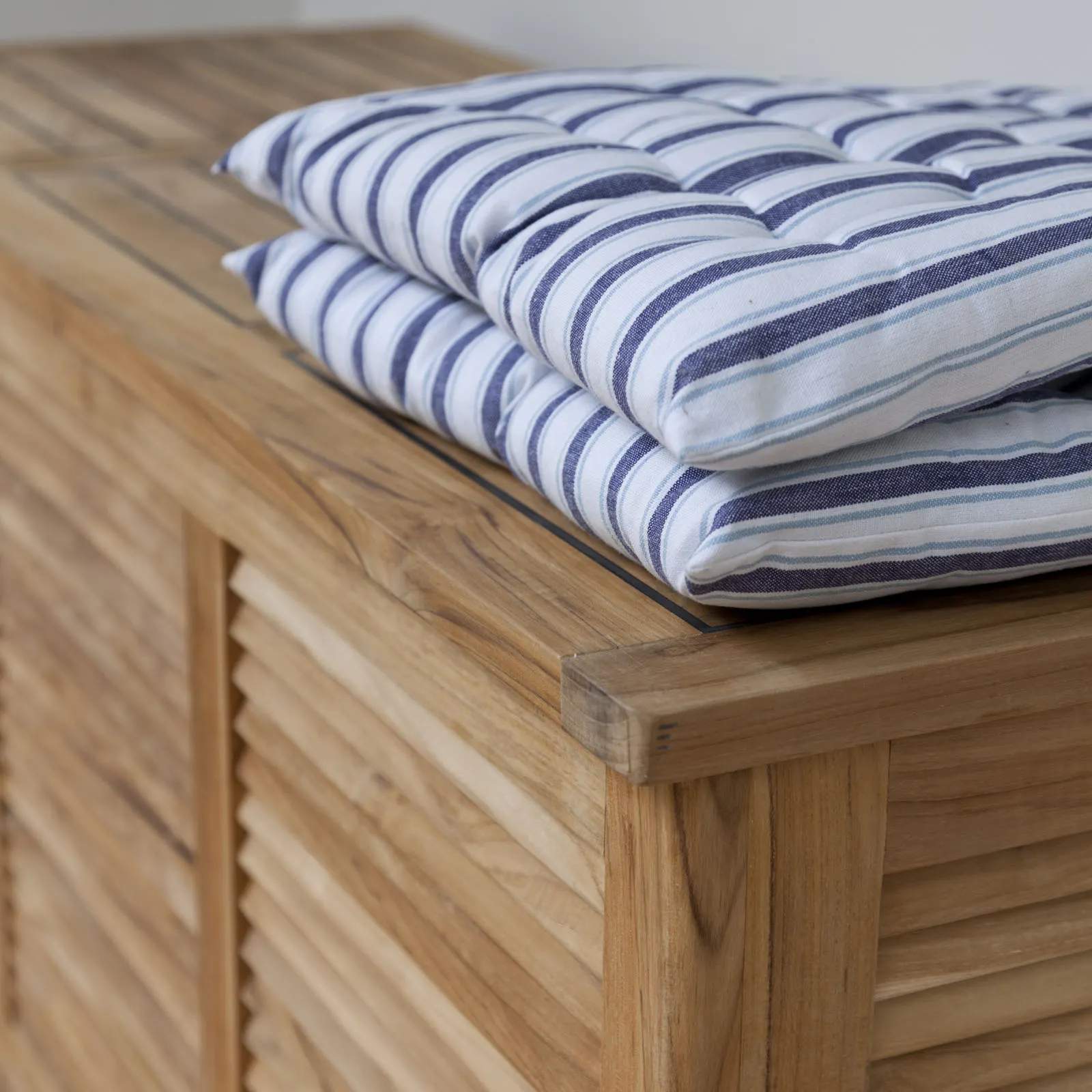 cinas Hyndebokse Outdoor/Indoor Louver Hyndeboks i Træ, 4