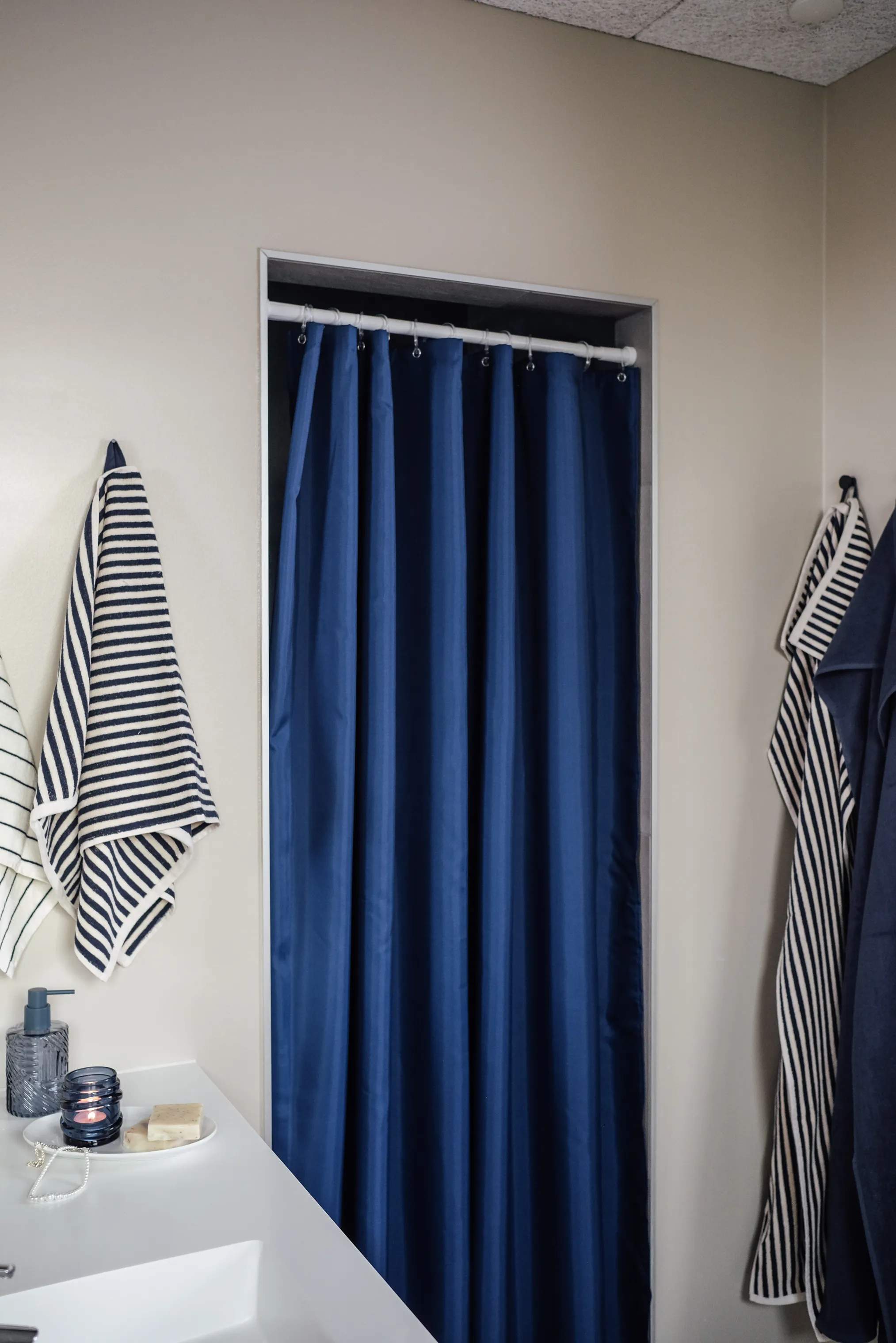 CASA Living Badeforhæng Badeforhæng i Mørkeblå, 3