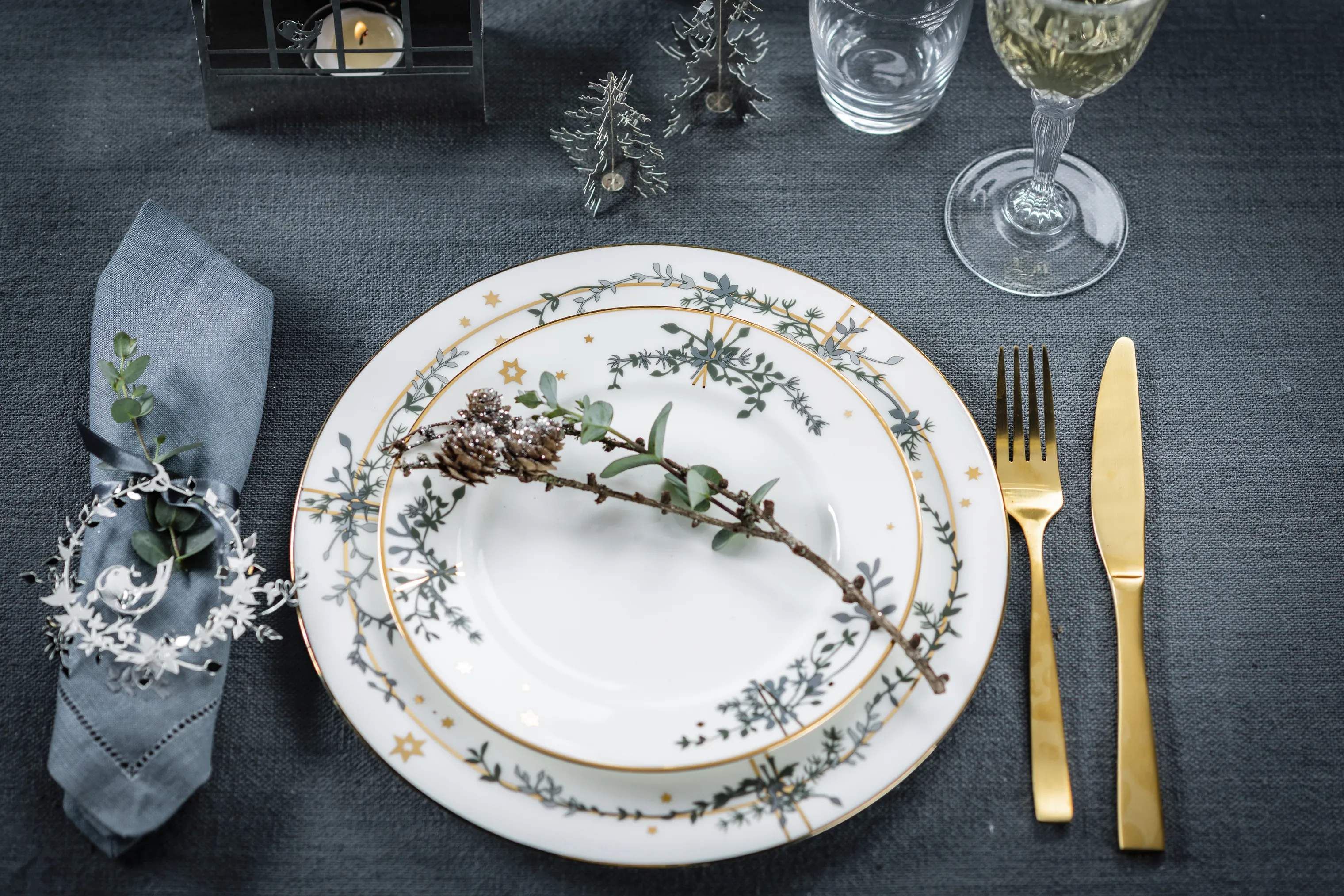 Jette Frölich Design Frokosttallerkener Vinterstjerner Frokoststallerken i Grøn/guld, 22 cm, 2