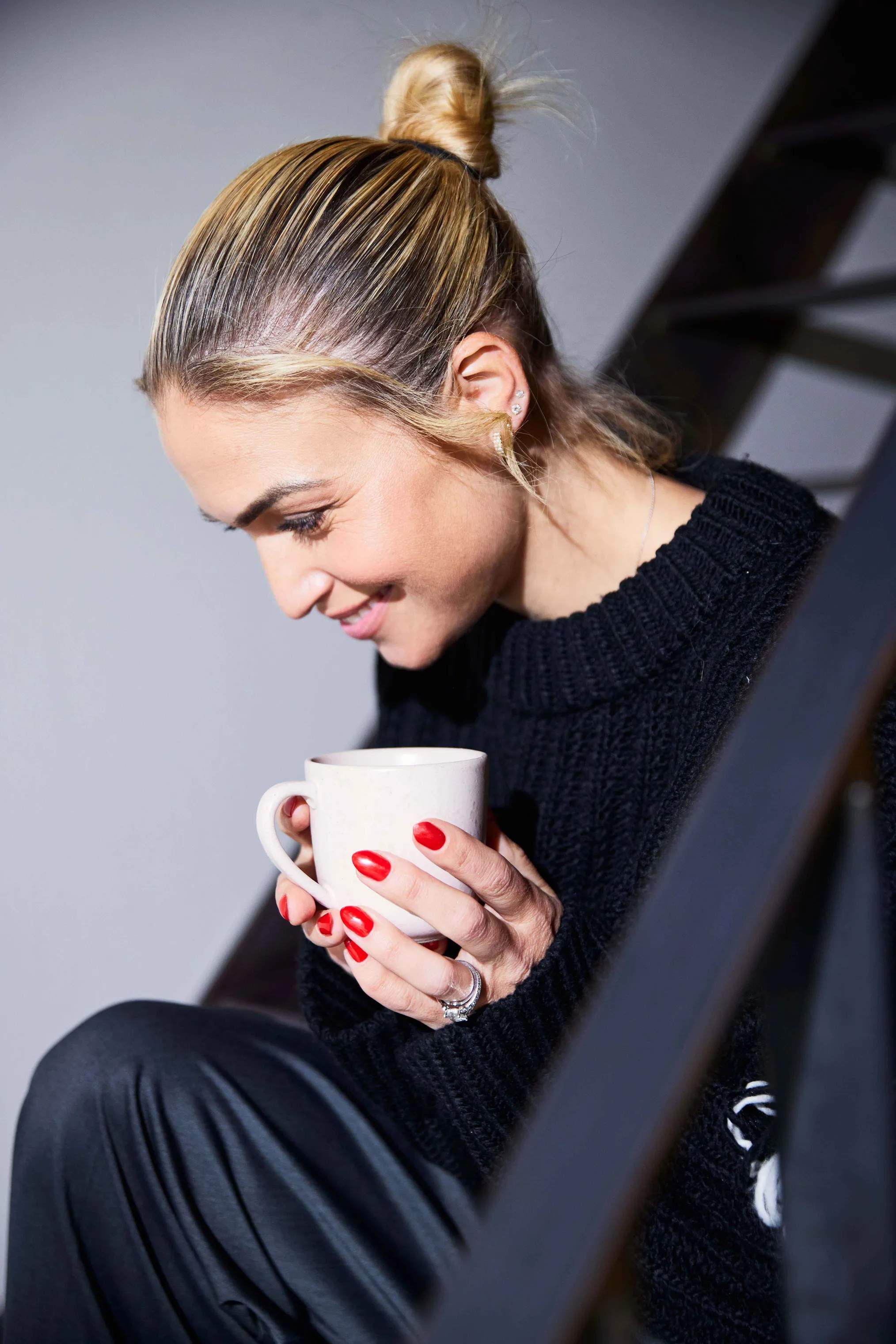 RAW by Aida Krus og kopper med hank Kaffekop i Nordic Nude, 2