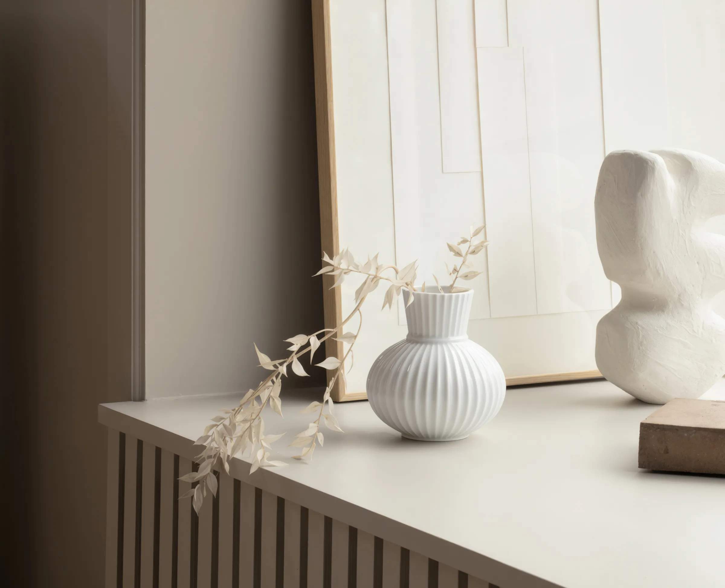 Lyngby Porcelæn Vaser Tura Vase i hvid, 14,5 cm, 2