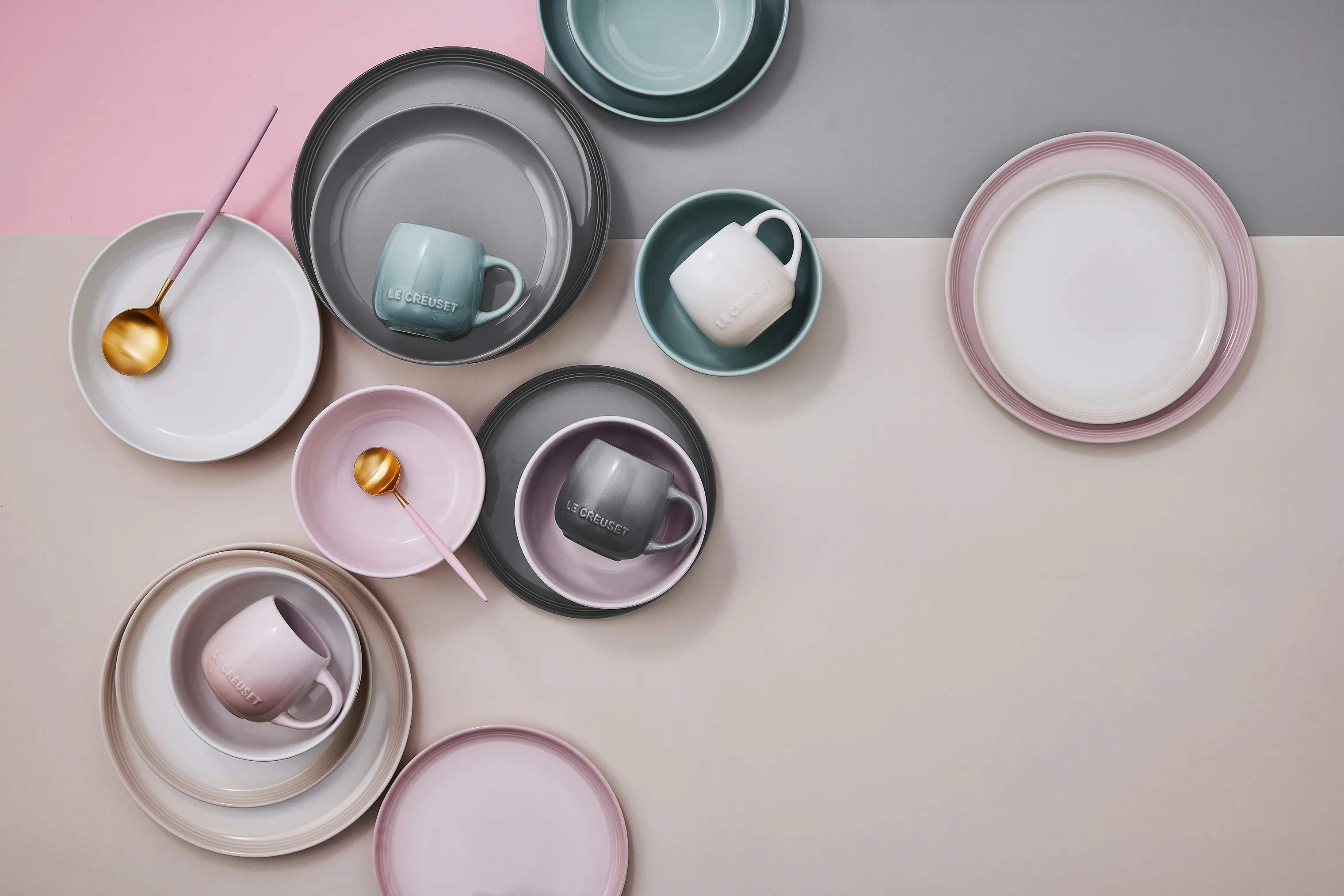 Le Creuset Krus og kopper med hank Coupe Collection Coupe Krus i Flint , 32 cl, 3