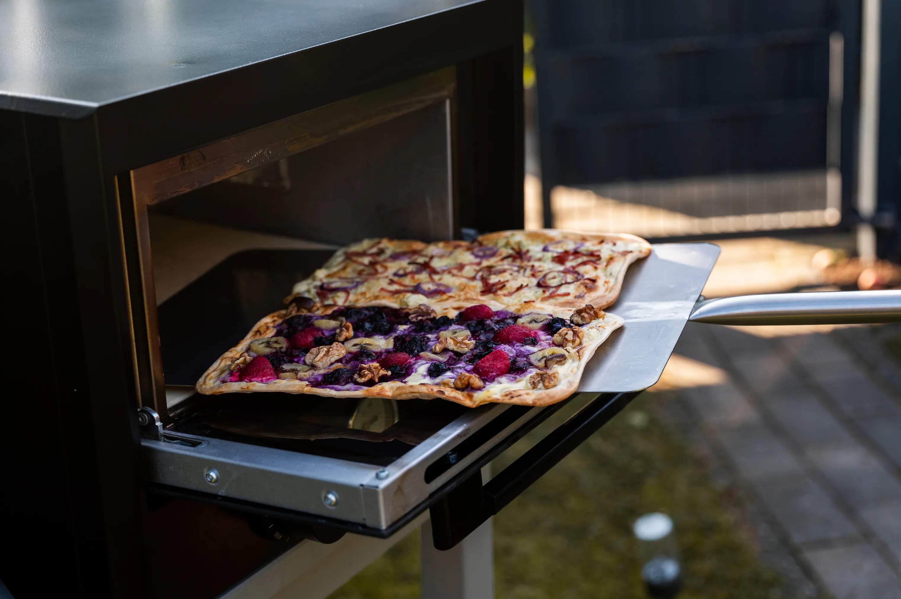 Grand Gourmet Udeovne Udendørs Multiovn i sort, 5