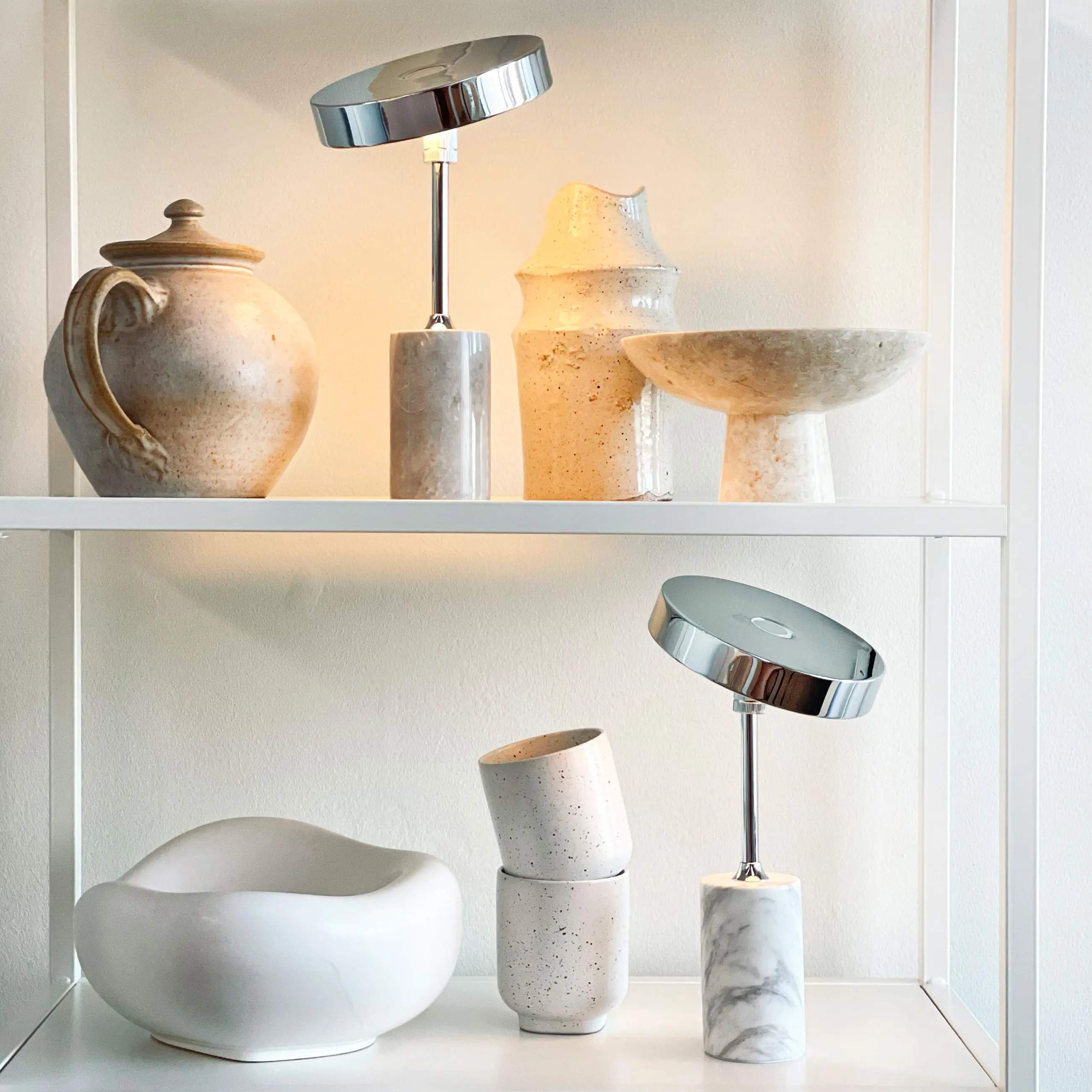 Dyberg Larsen Bordlamper Starlight Bordlampe i Krom/ Hvid marmor, 2