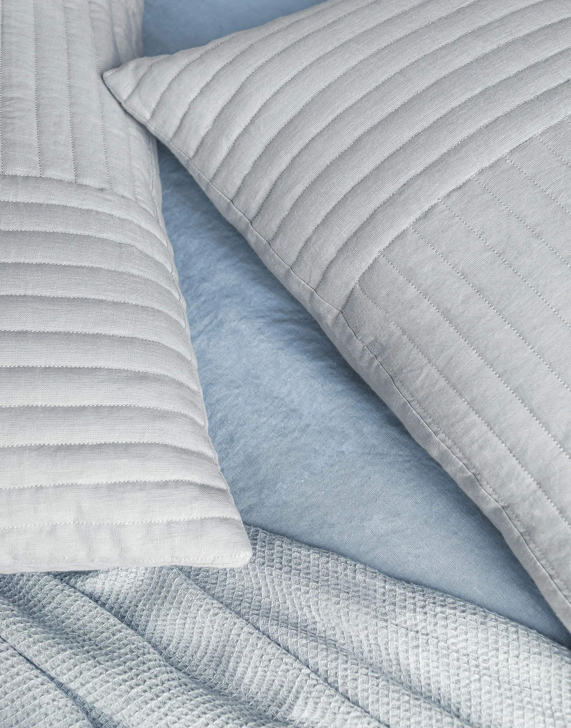 Marc O'Polo Pyntepuder Viosa Pyntepude i Soft grey, B40 x L90 cm, 3