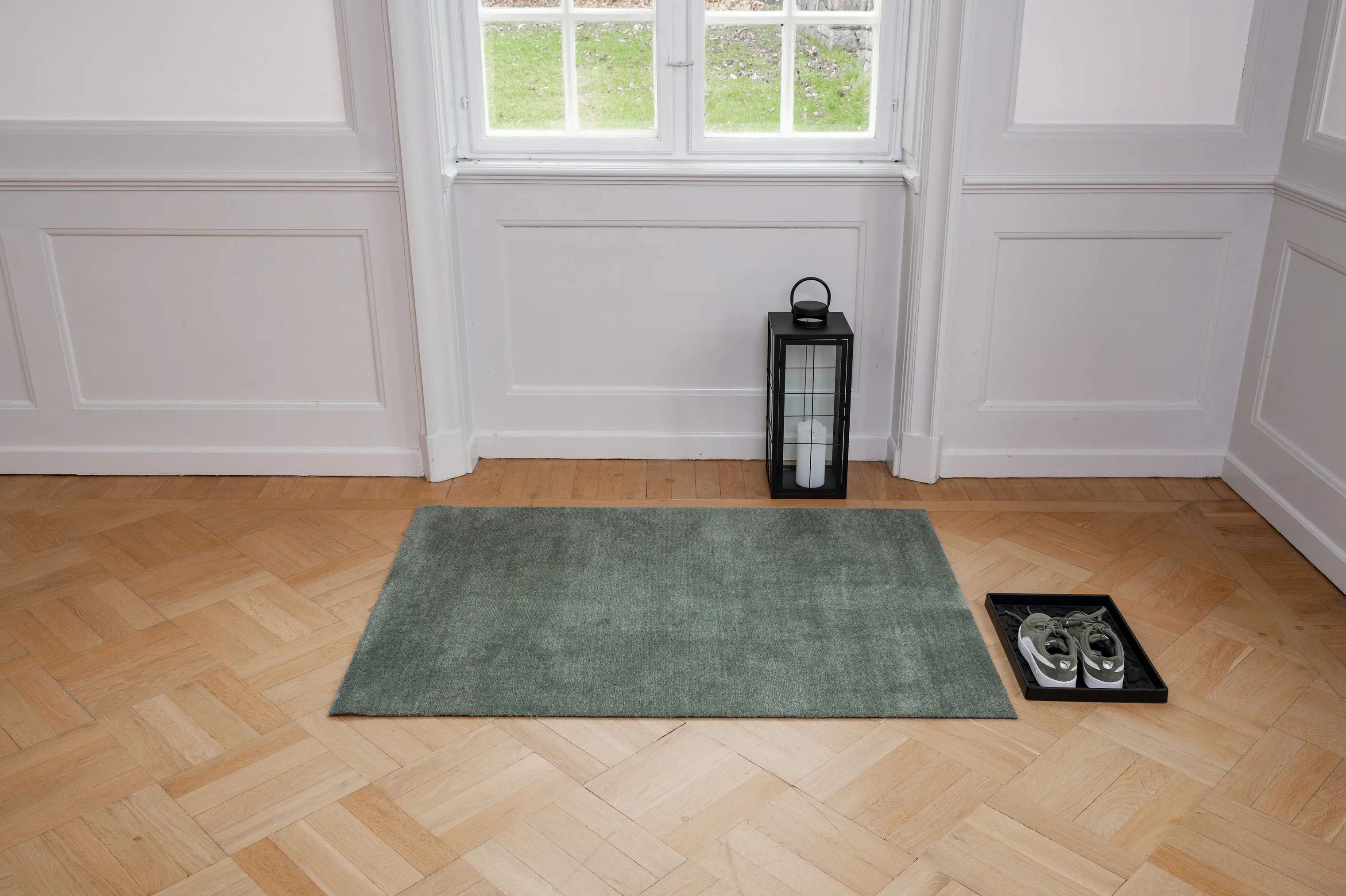 Tica Copenhagen Gulvtæpper Uni Color Løber i støvet grøn, B90 x L130 cm, 3