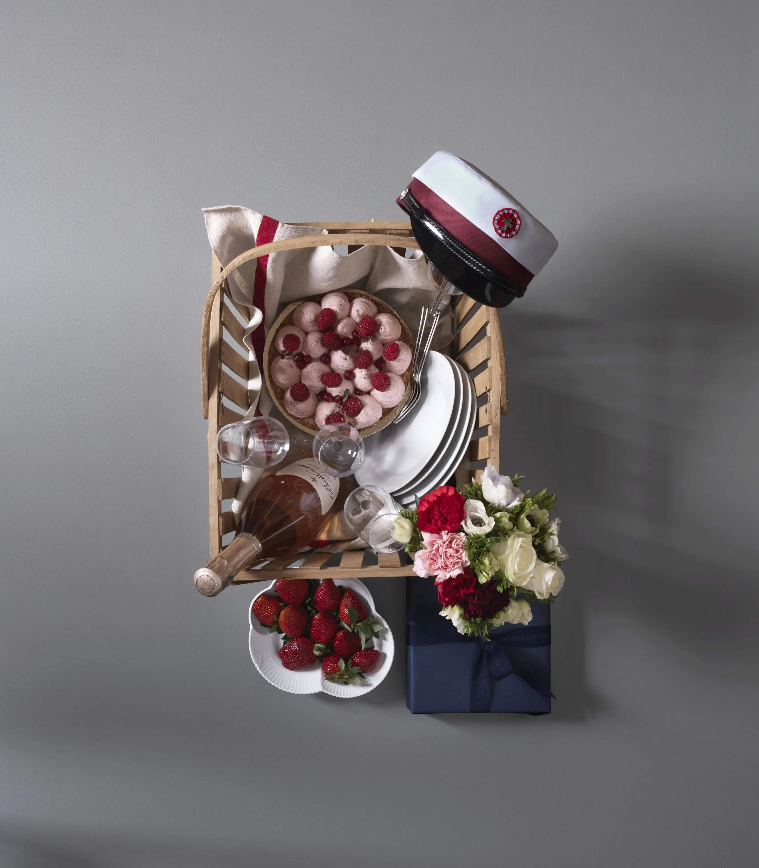 Royal Copenhagen Frokosttallerkener Hvid Riflet Tallerken i Hvid, 3
