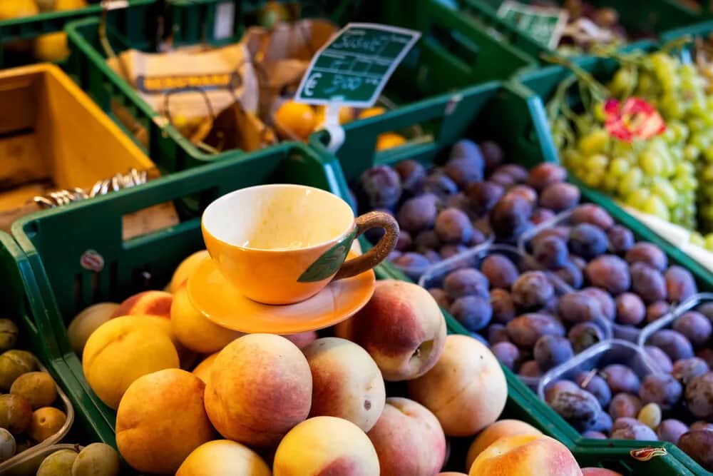 ByOn Krus og kopper med hank Fruity Kop m. underkop i Peach, 2