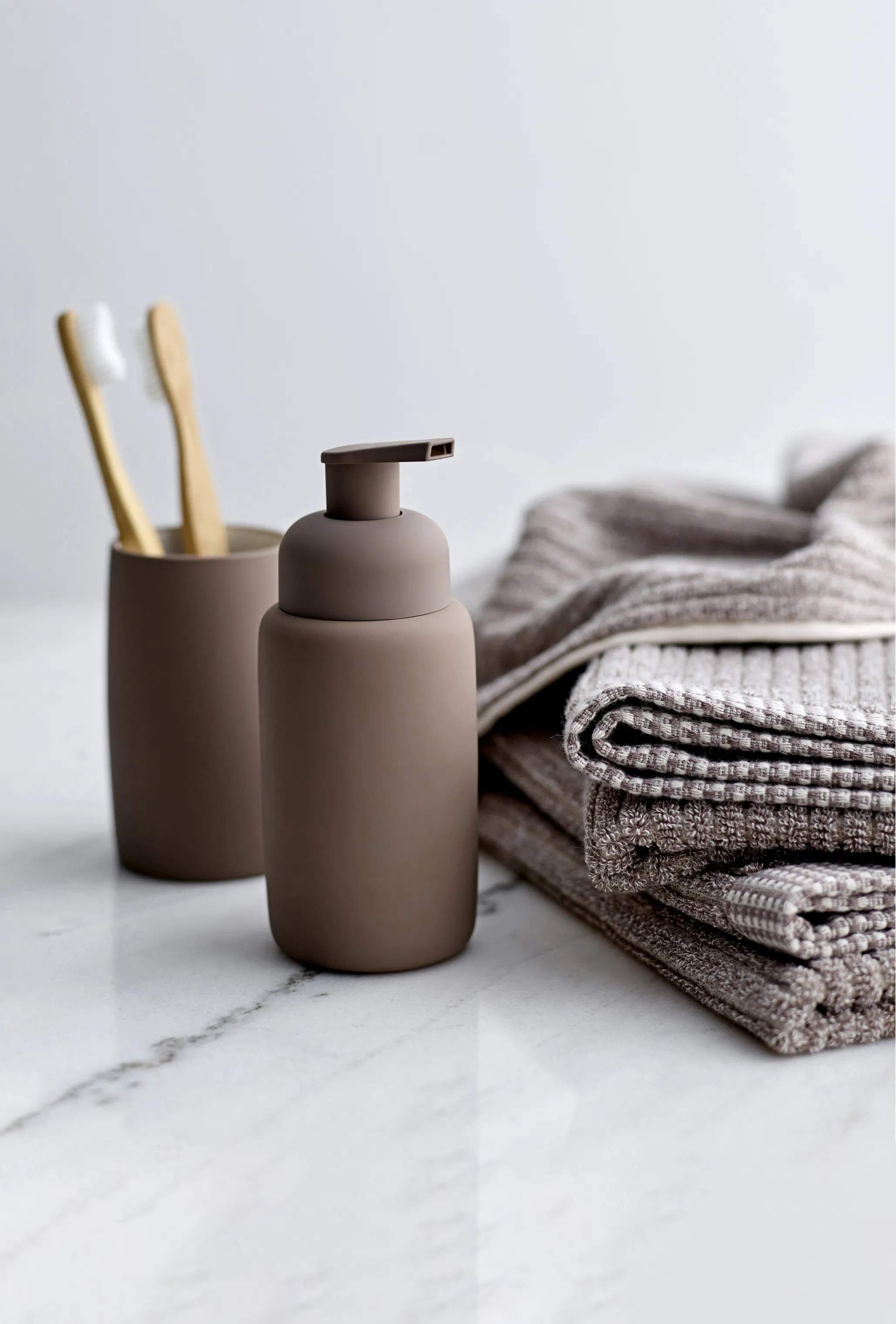Södahl Sæbedispensere Mono Sæbedispenser i Taupe, 16 cm, 2