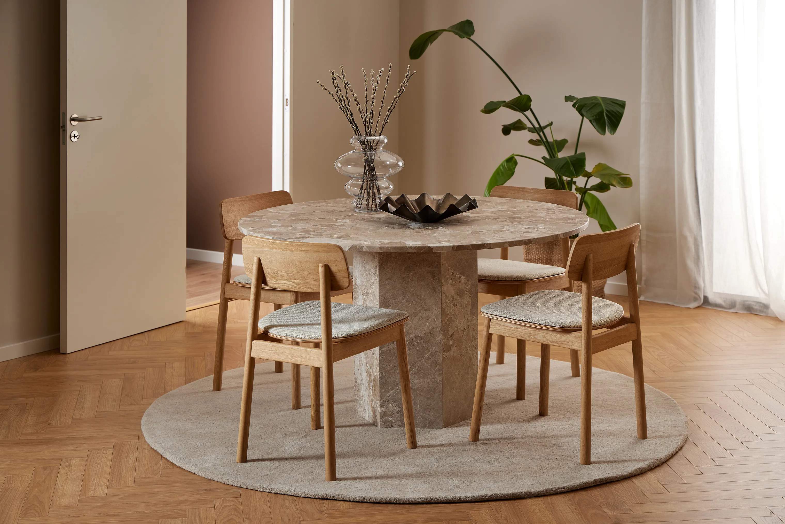 CASA Living Spiseborde Naxos Spisebord i Mat Latte, 3