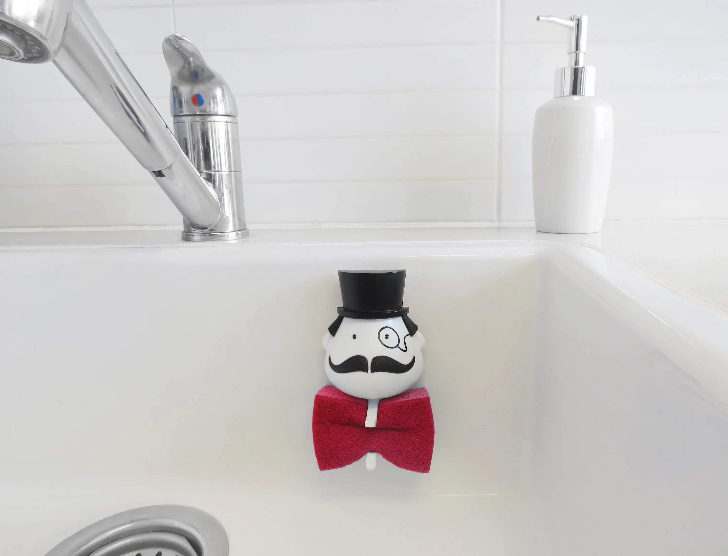 Peleg Design Øvrigt tilbehør til opvask Holder til Skuresvamp - Mr Sponge i Hvid, Sort, 3