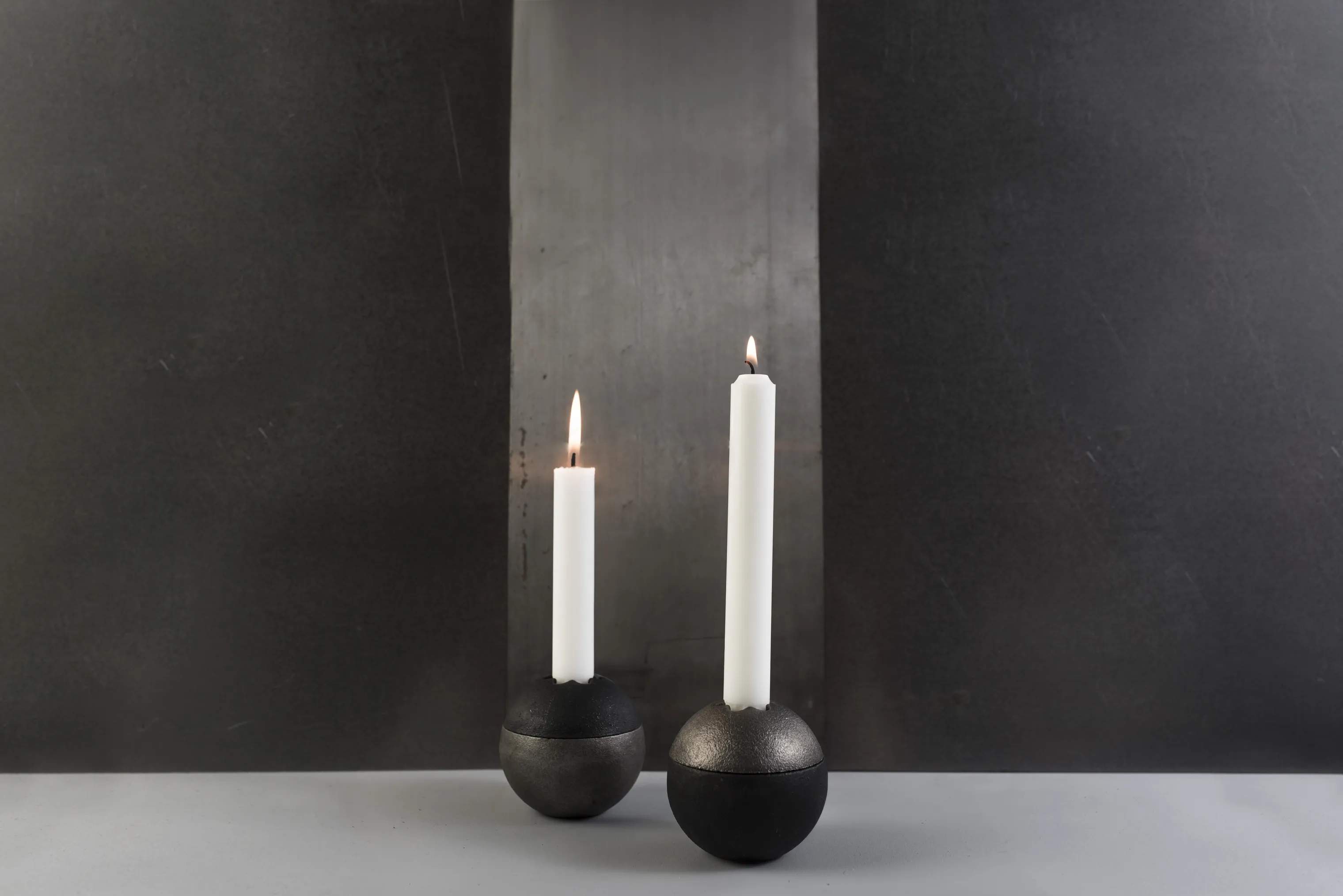 DDG Kronelysestage Orb Lysestage i Sort, 3