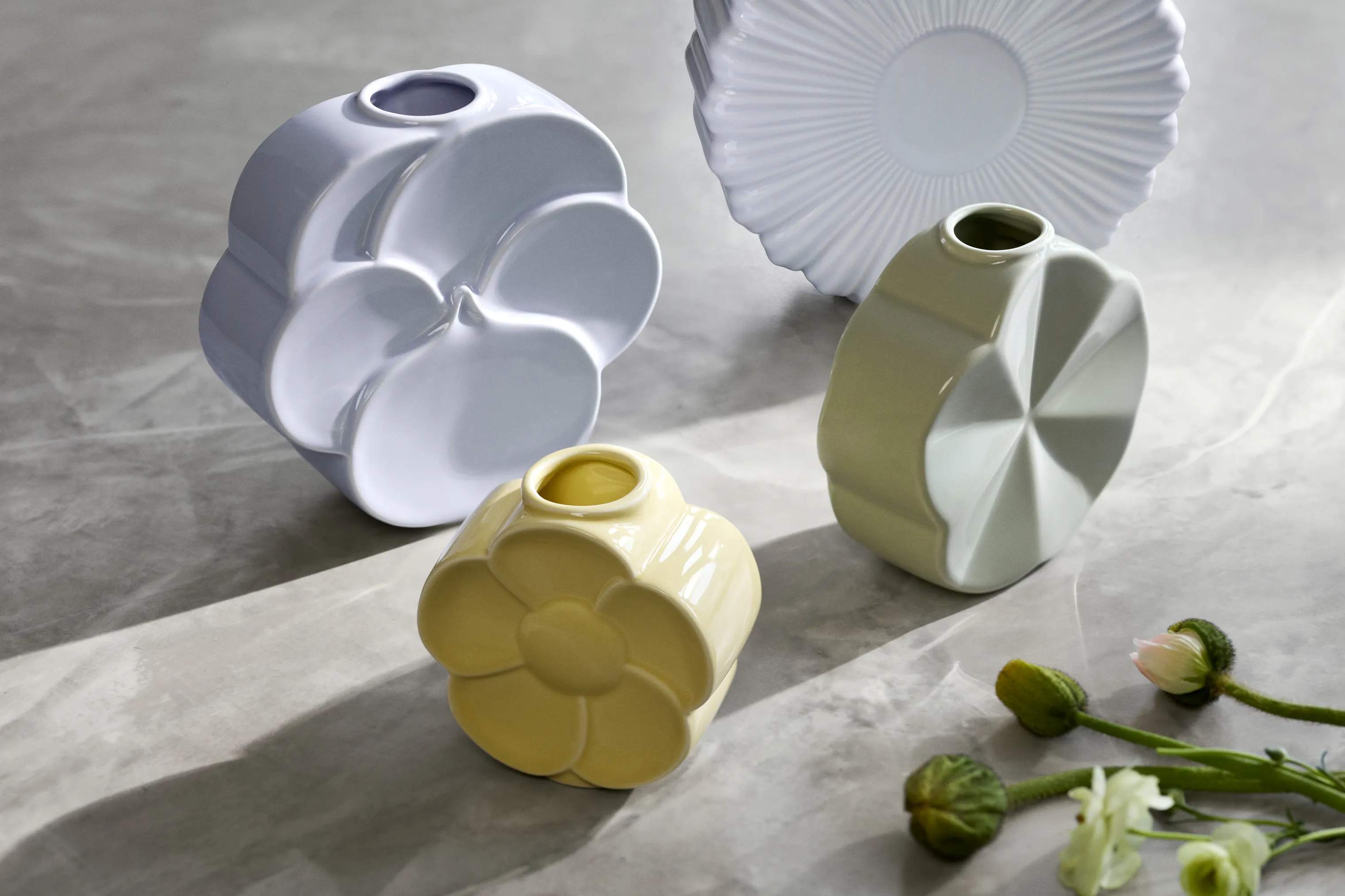 Lyngby Porcelæn Vaser Flower Vase -Smørblomst i Sand, 5