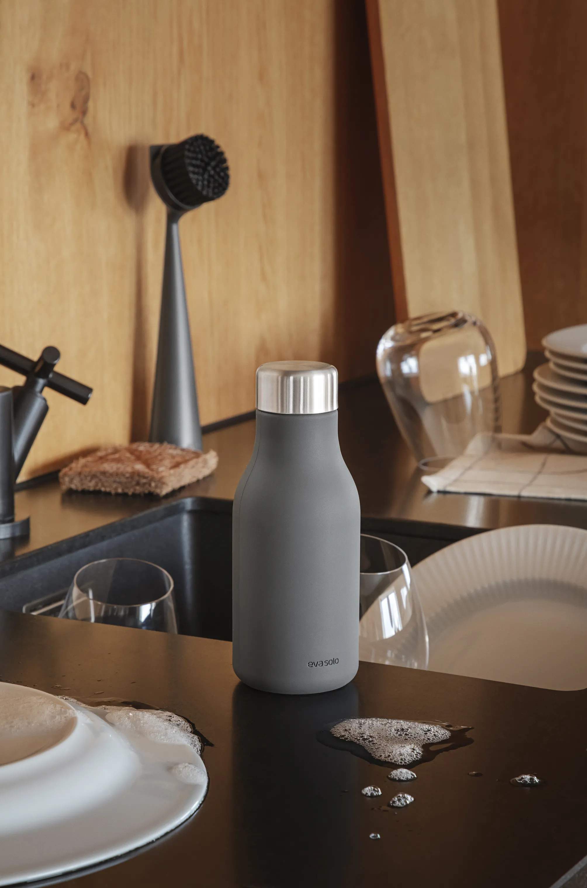 Eva Solo Sæbedispensere Squeeze Sæbedispenser i Elephant grey, 2