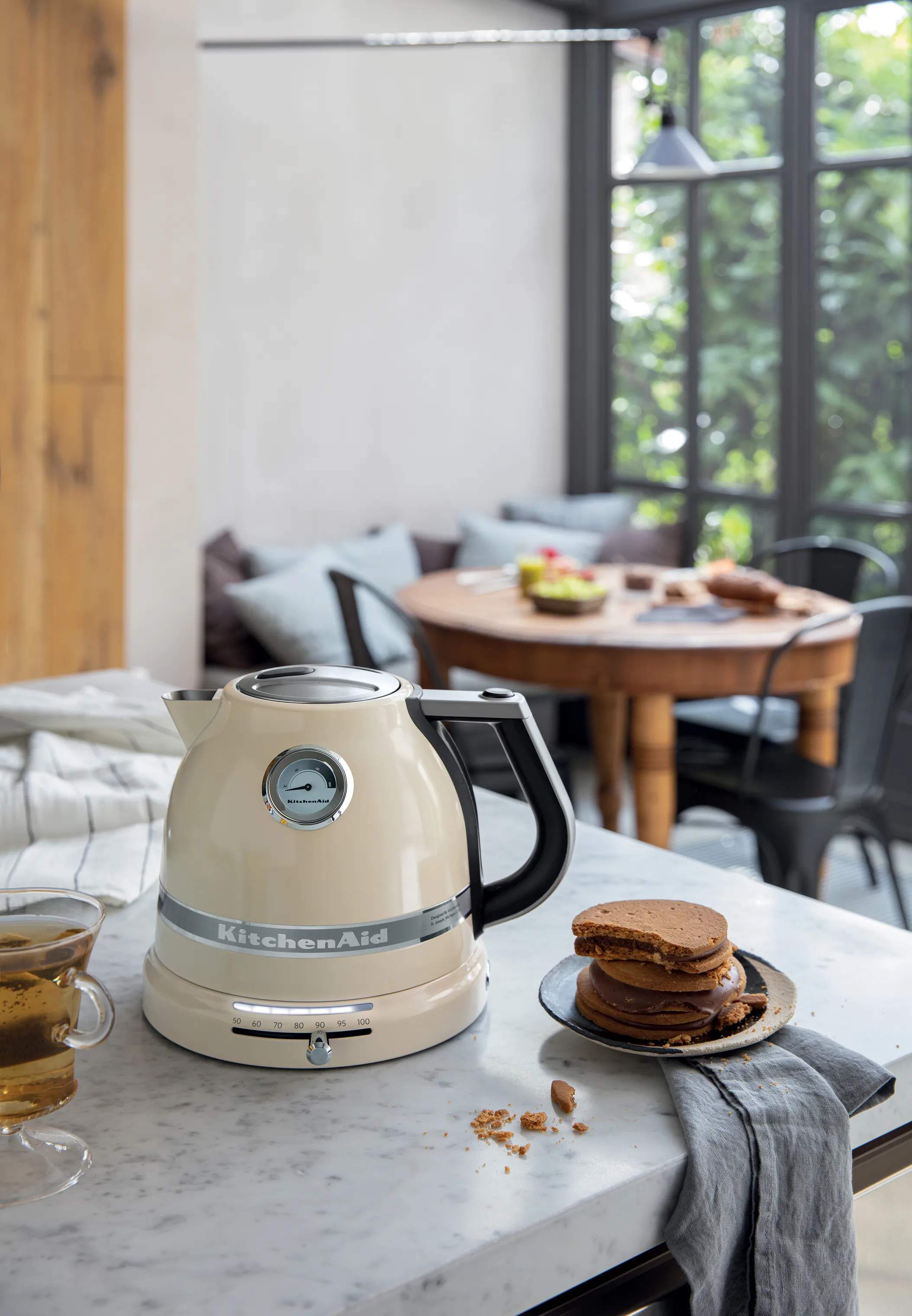 KitchenAid Elkedler Artisan Elkedel i Creme, 2