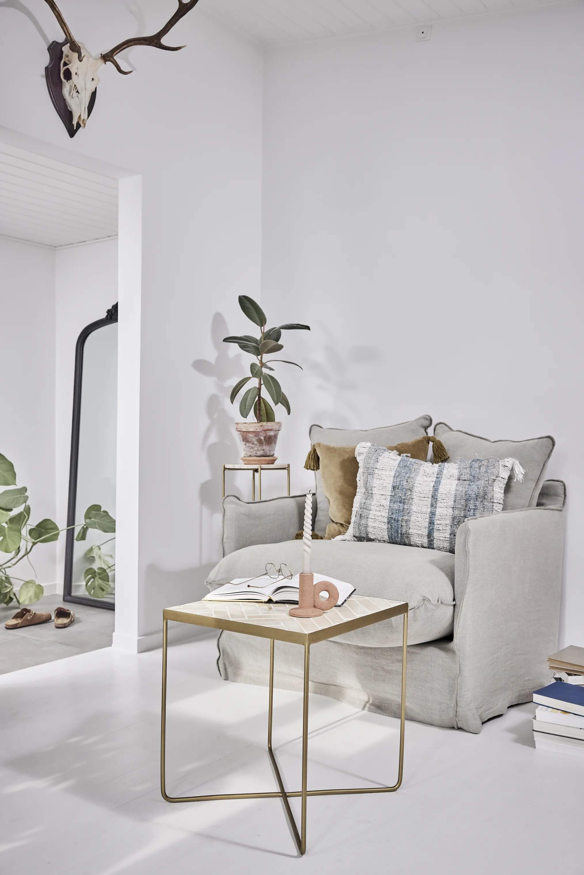 Lene Bjerre Sideborde Marcera Sidebord i Beige/lys guld, 2