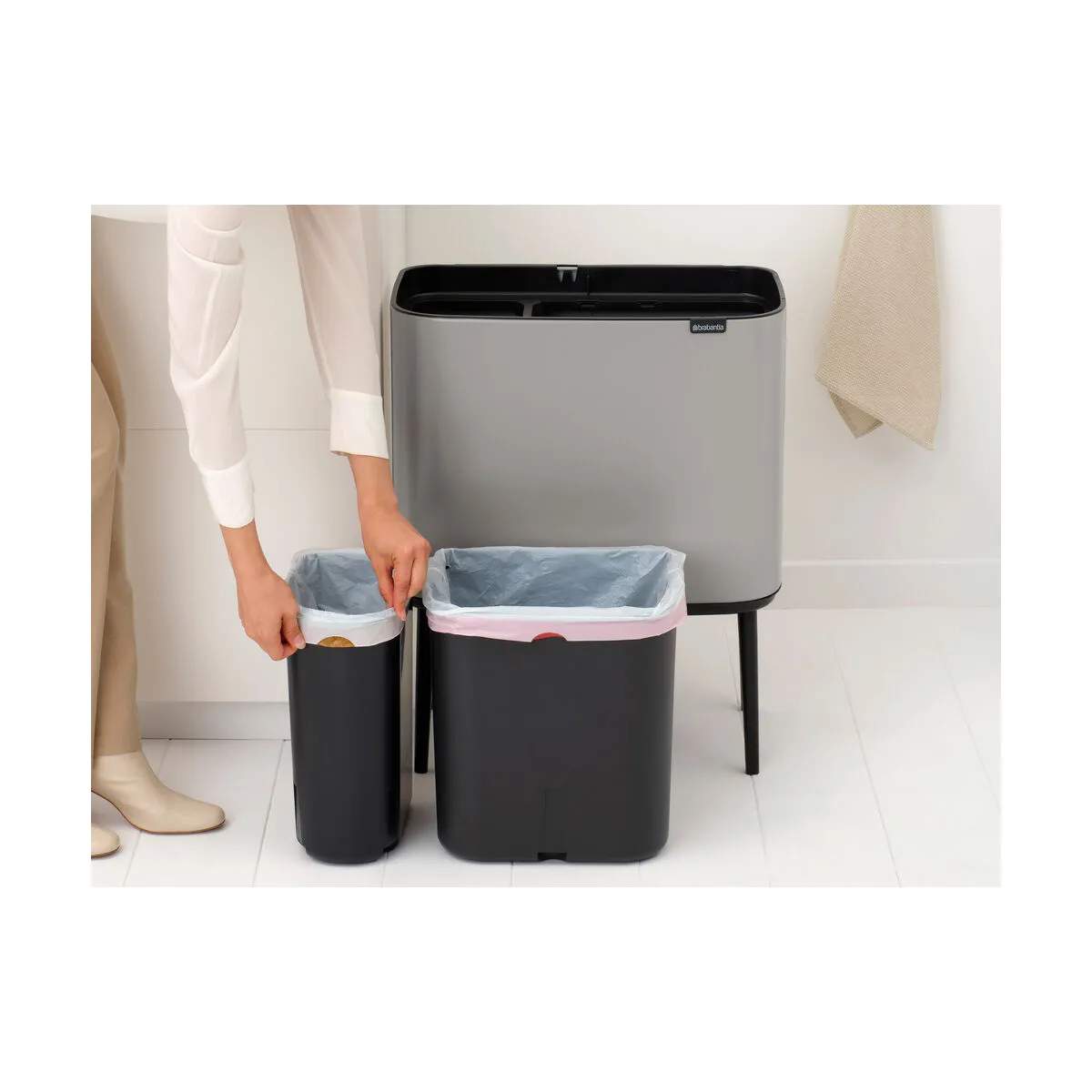 Brabantia Spande uden pedal Bo Touch affaldsspand i Soft Grey, 11 + 23 liter, 4