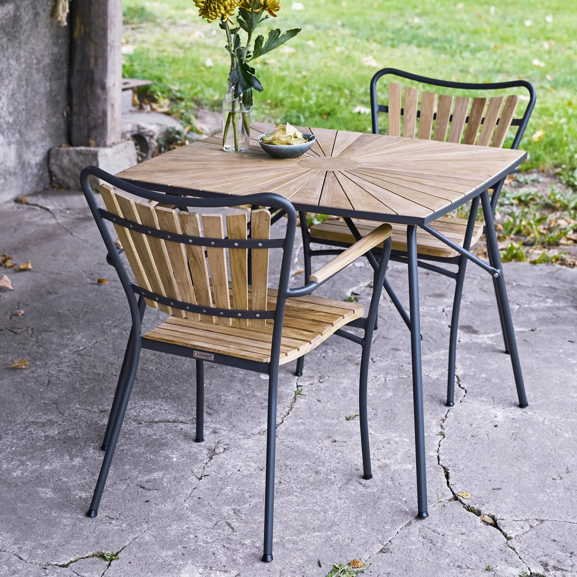 Mandalay Havespiseborde Marguerit havebord i antracit, 2