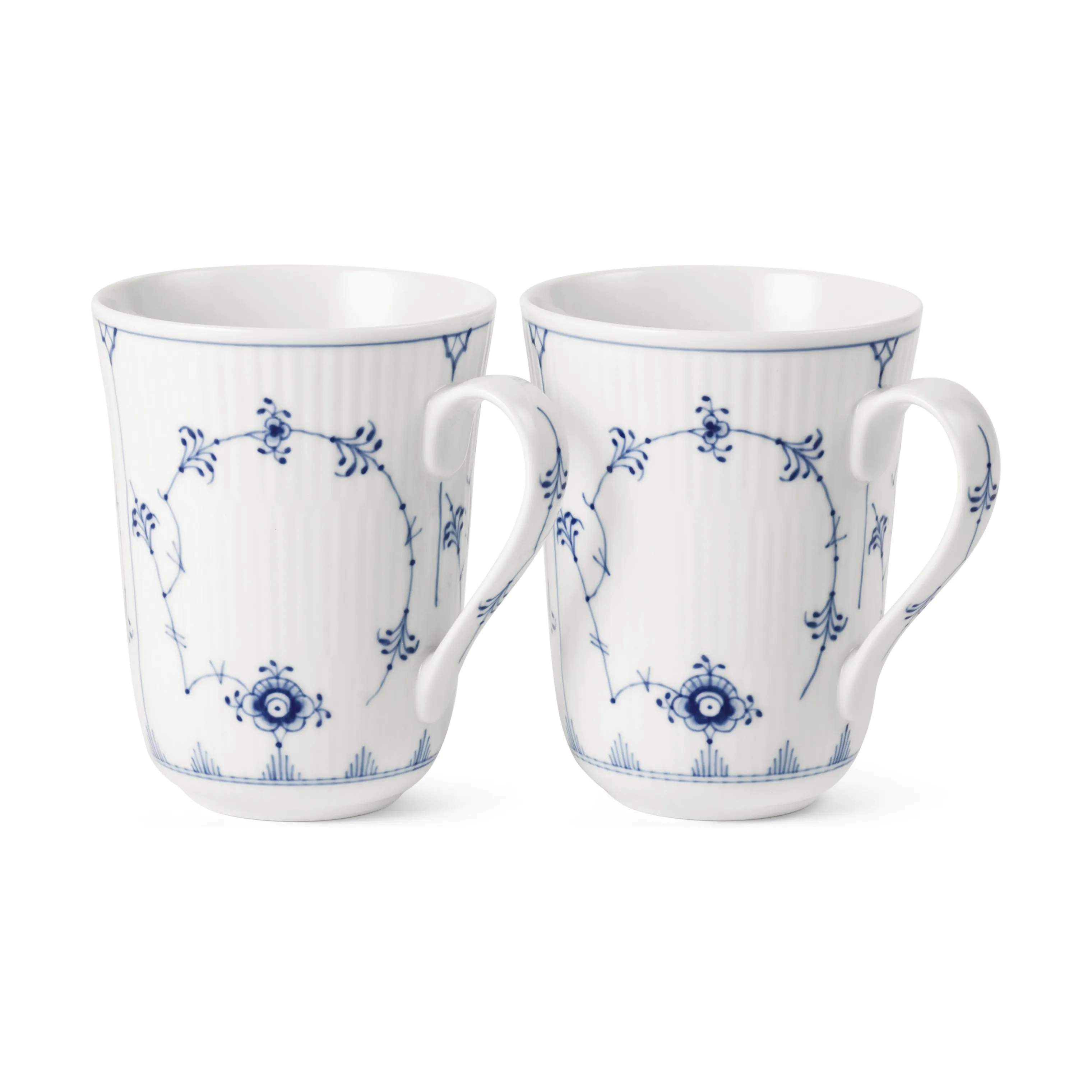 Royal Copenhagen Krus og kopper med hank Musselmalet Riflet Krus - 2 stk. i Hvid/koboltblå, 1