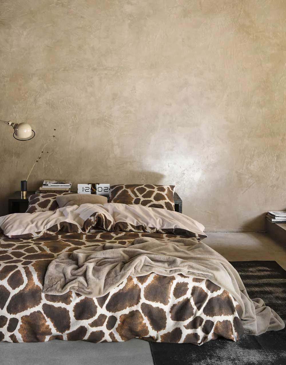 Essenza Plaider Furry Plaid i Taupe, B150 x L200 cm, 2
