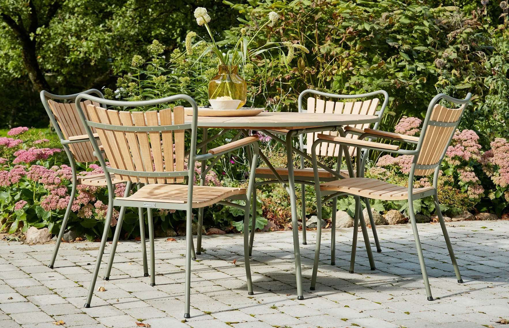 Mandalay Havespiseborde Marguerit Havebord i Teaktræ/olivengrøn, 120 cm, 2
