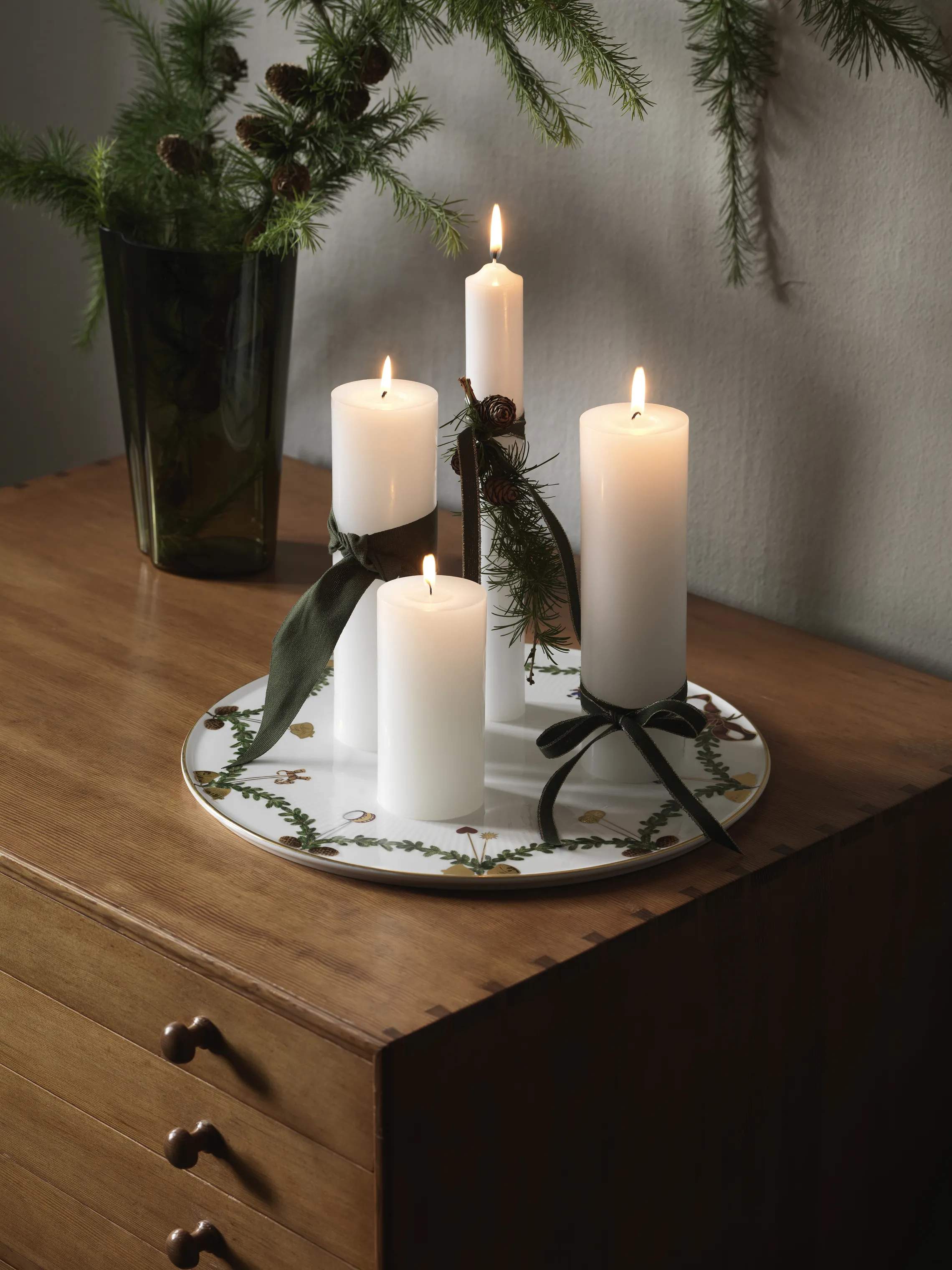 Royal Copenhagen Serveringsfade Stjerne Riflet Jul Fad i Grøn/rød/hvid, 2