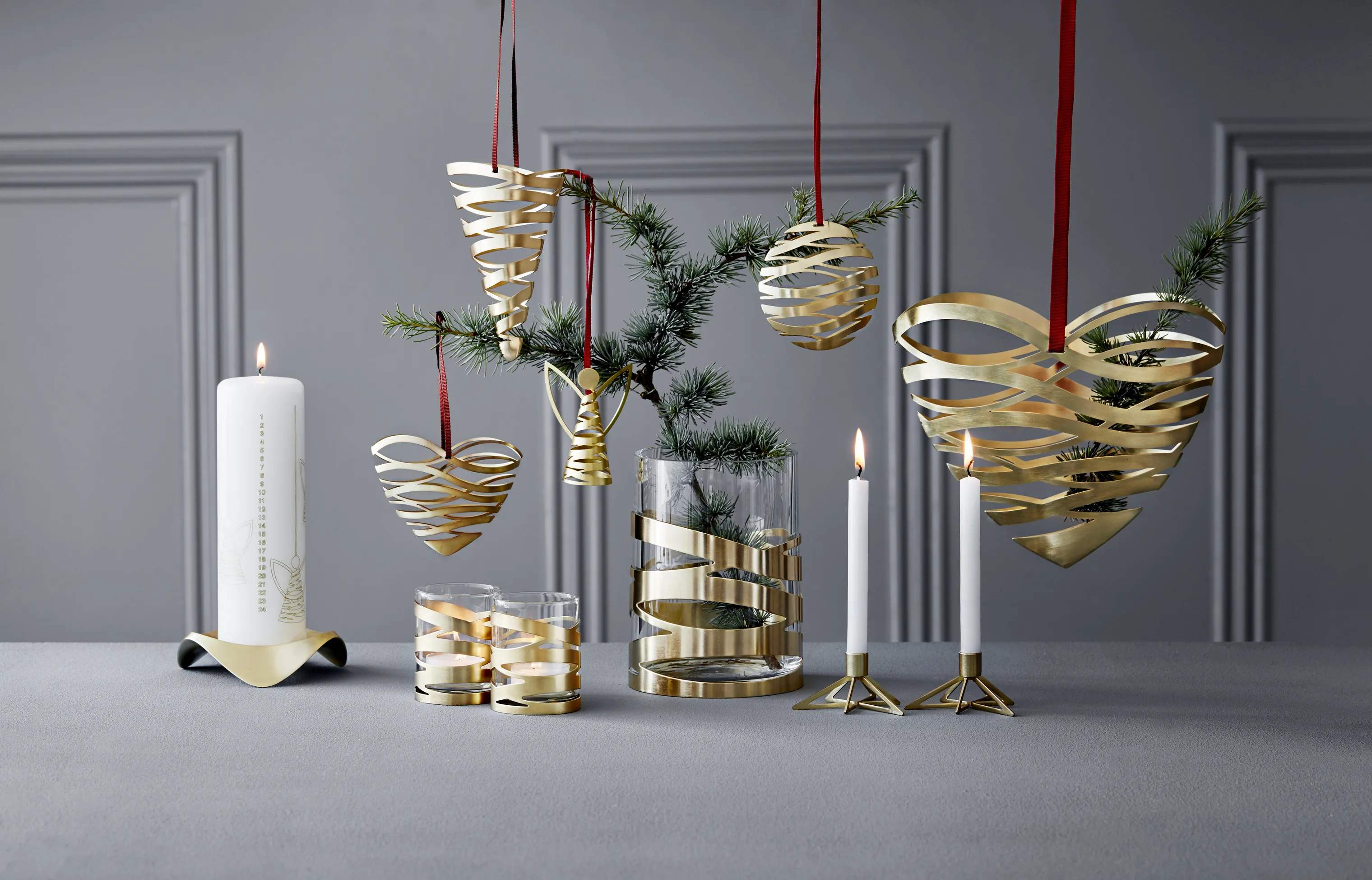 Stelton Juleophæng Christmas Tangle Tangle Ornament Juleophæng - Julekugle i Guldfarvet, 3 cm, 2