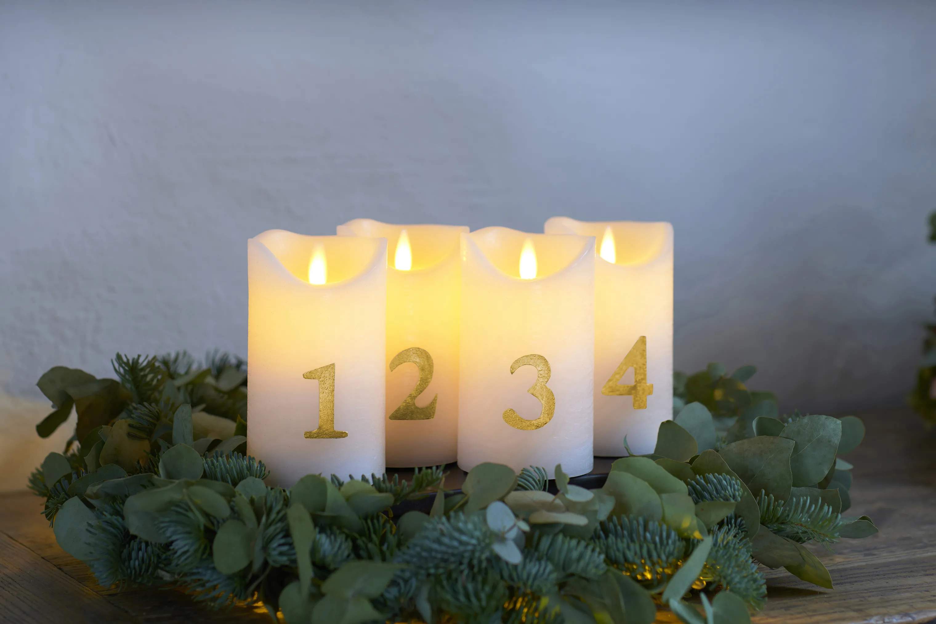 Sirius adventslys Sara LED Adventslys - 4 stk. i White/Gold, 13 cm, 2