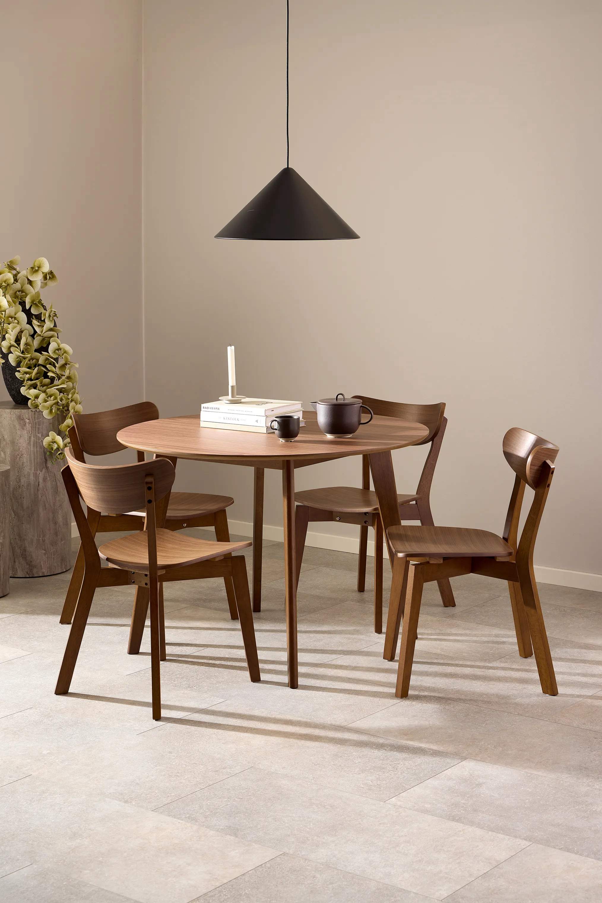 CASA Living Spiseborde Roxby Spisebord i Valnødbejdset, 105 cm, 5