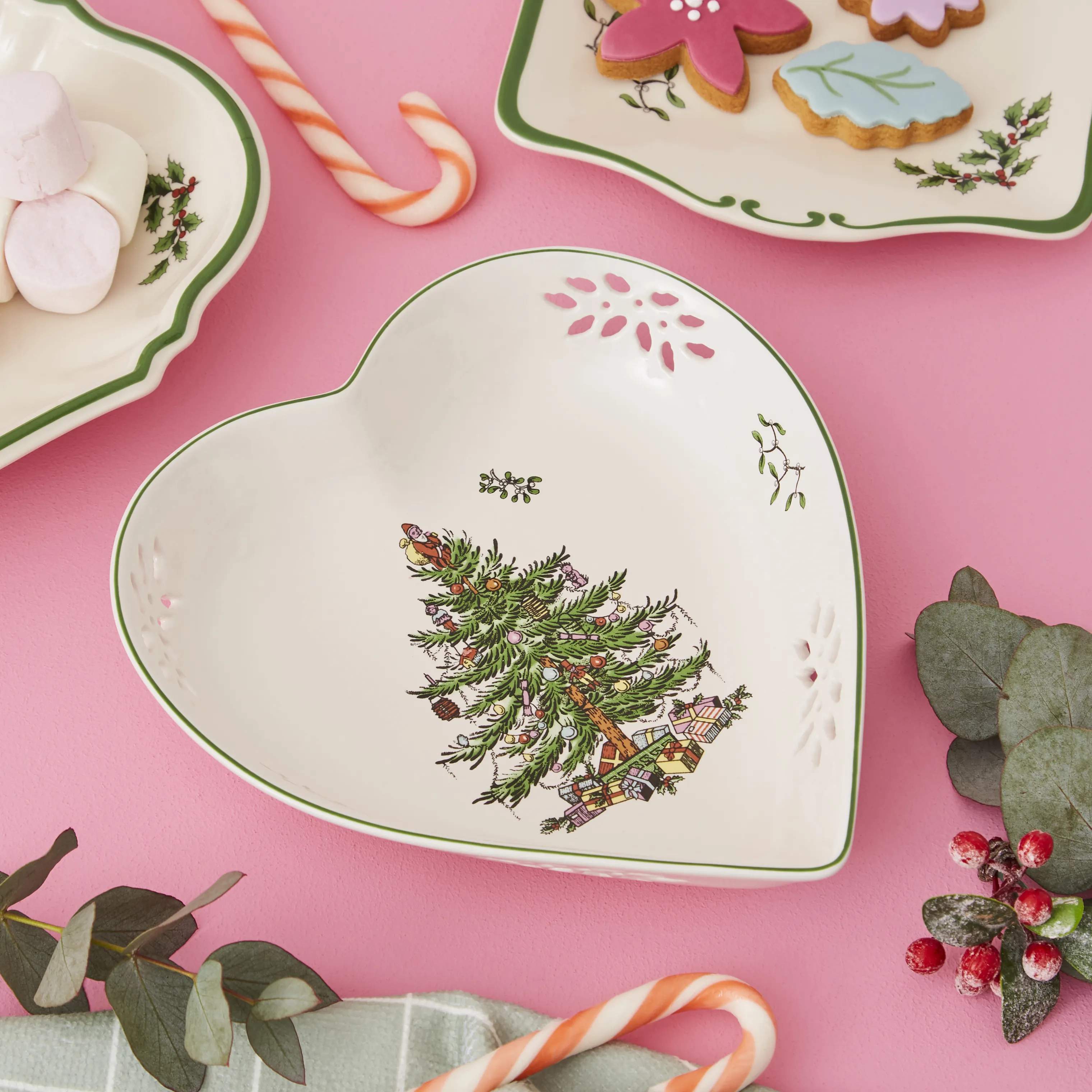 Spode Serveringsfade Christmas Tree Hjertefad i Hvid/grøn/rød, 2